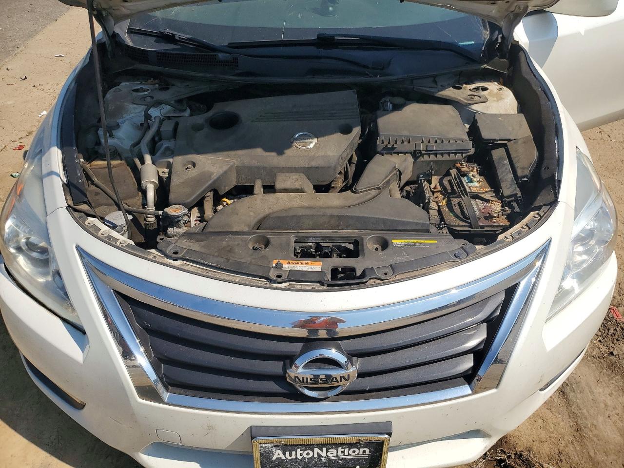 2014 Nissan Altima 2.5 White vin: 1N4AL3AP8EC122707