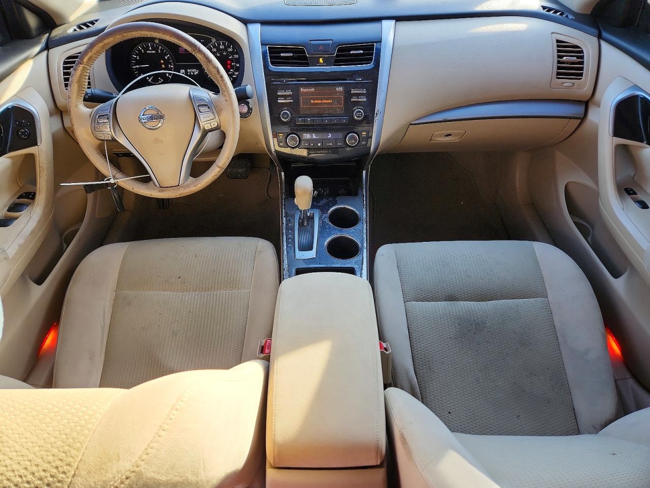 2014 Niss Altima 2.5 Sv Silver vin: 1N4AL3AP8EC124201