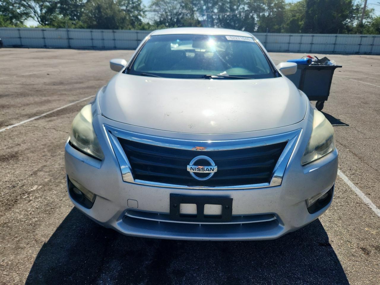 2014 Nissan Altima 2.5 Sv Silver vin: 1N4AL3AP8EC138230