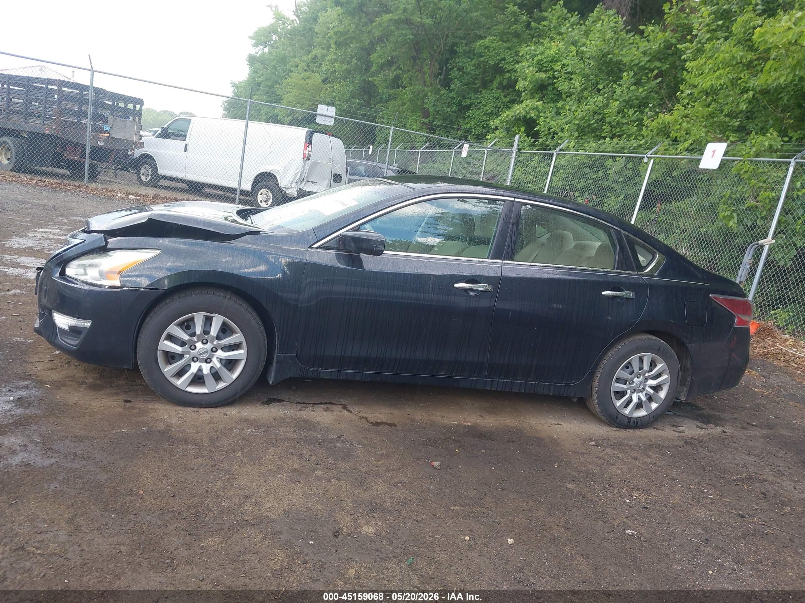 2014 Nissan Altima 2.5 S Gray vin: 1N4AL3AP8EC144951