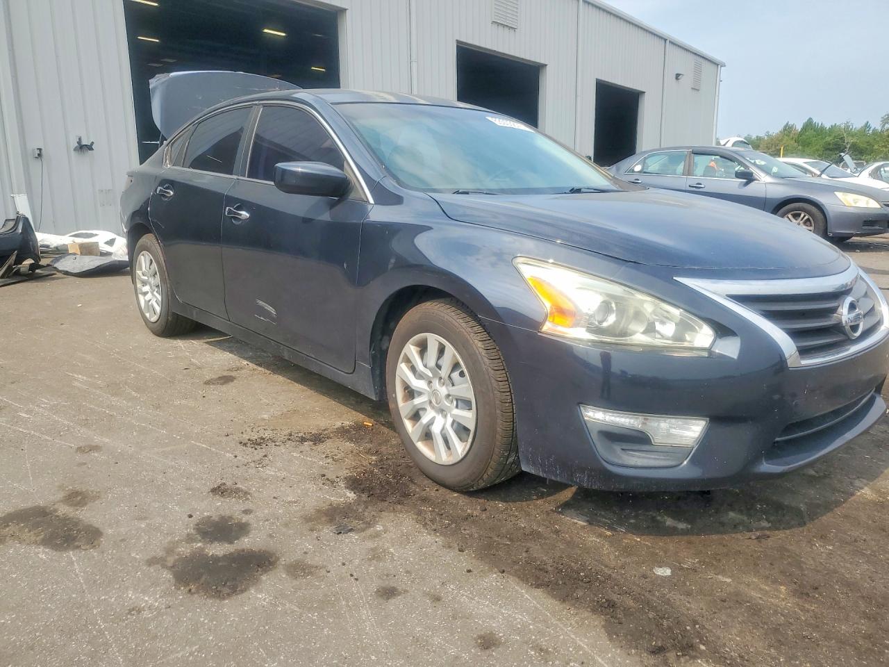 2014 Nissan Altima 2.5 S Угольный vin: 1N4AL3AP8EC148529