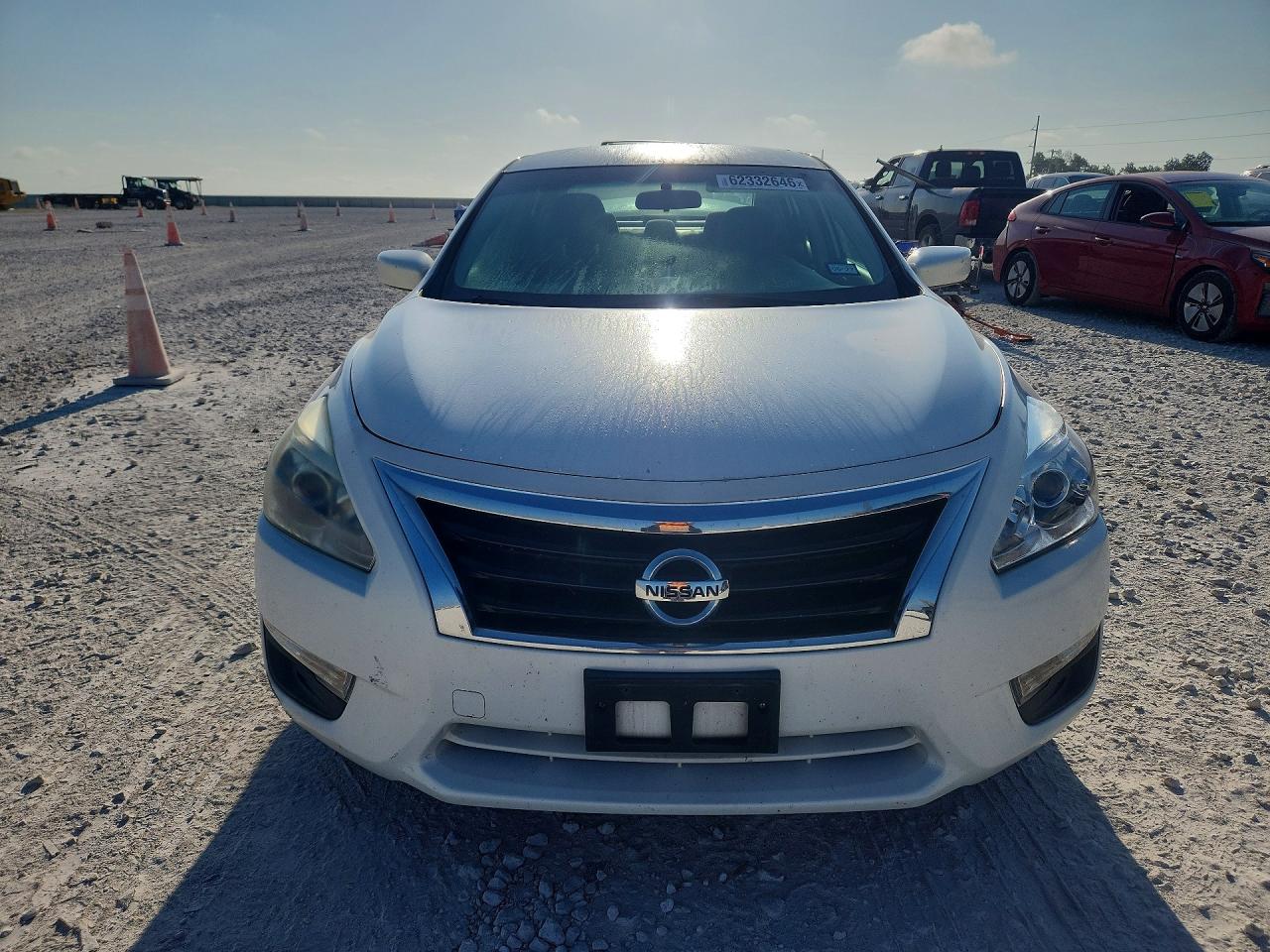 2014 Nissan Altima 2.5 S White vin: 1N4AL3AP8EC153469