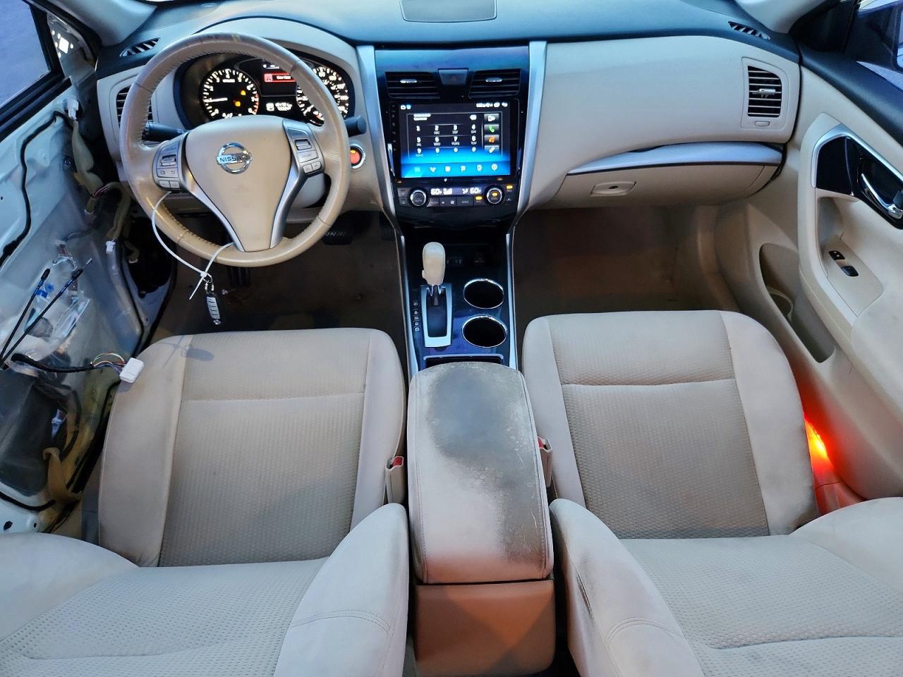2014 Nissan Altima 2.5 Sv White vin: 1N4AL3AP8EC170062