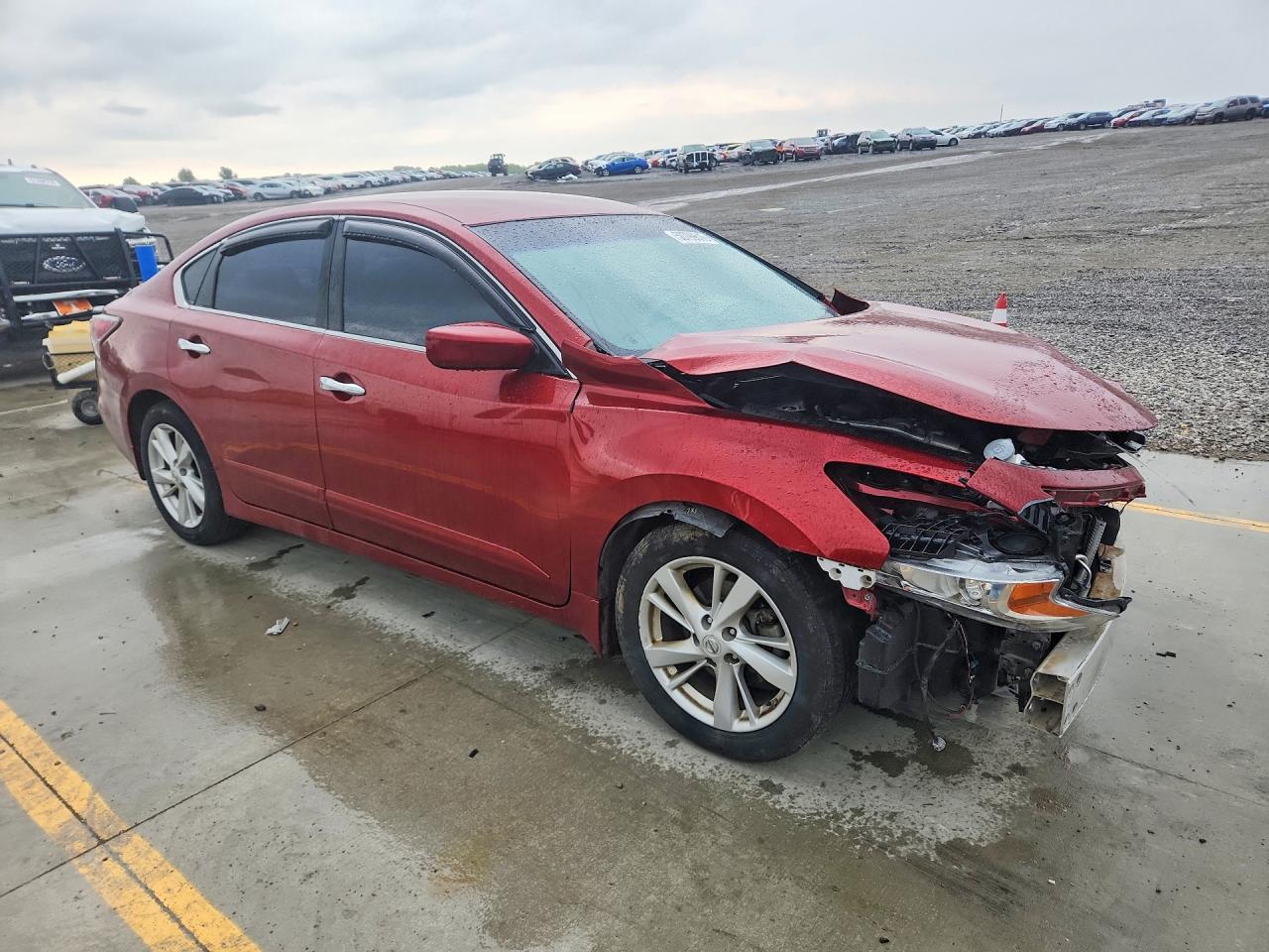 2014 Nissan Altima 2.5 Red vin: 1N4AL3AP8EC182390