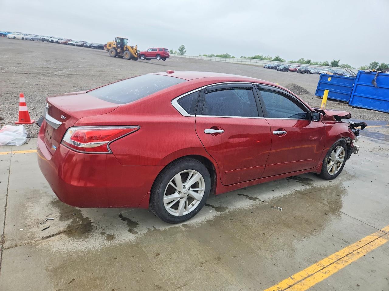 2014 Nissan Altima 2.5 Red vin: 1N4AL3AP8EC182390