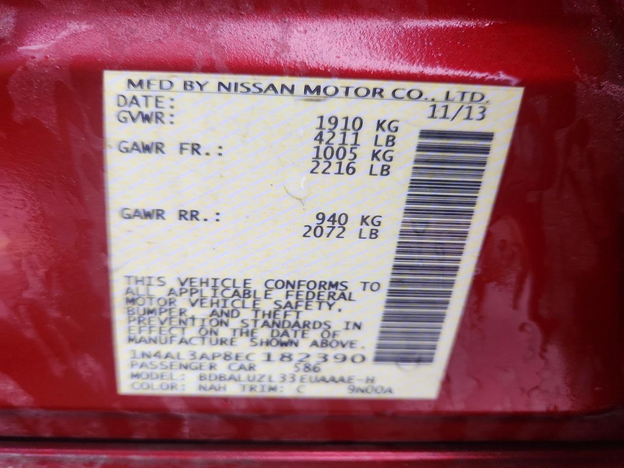 2014 Nissan Altima 2.5 Red vin: 1N4AL3AP8EC182390