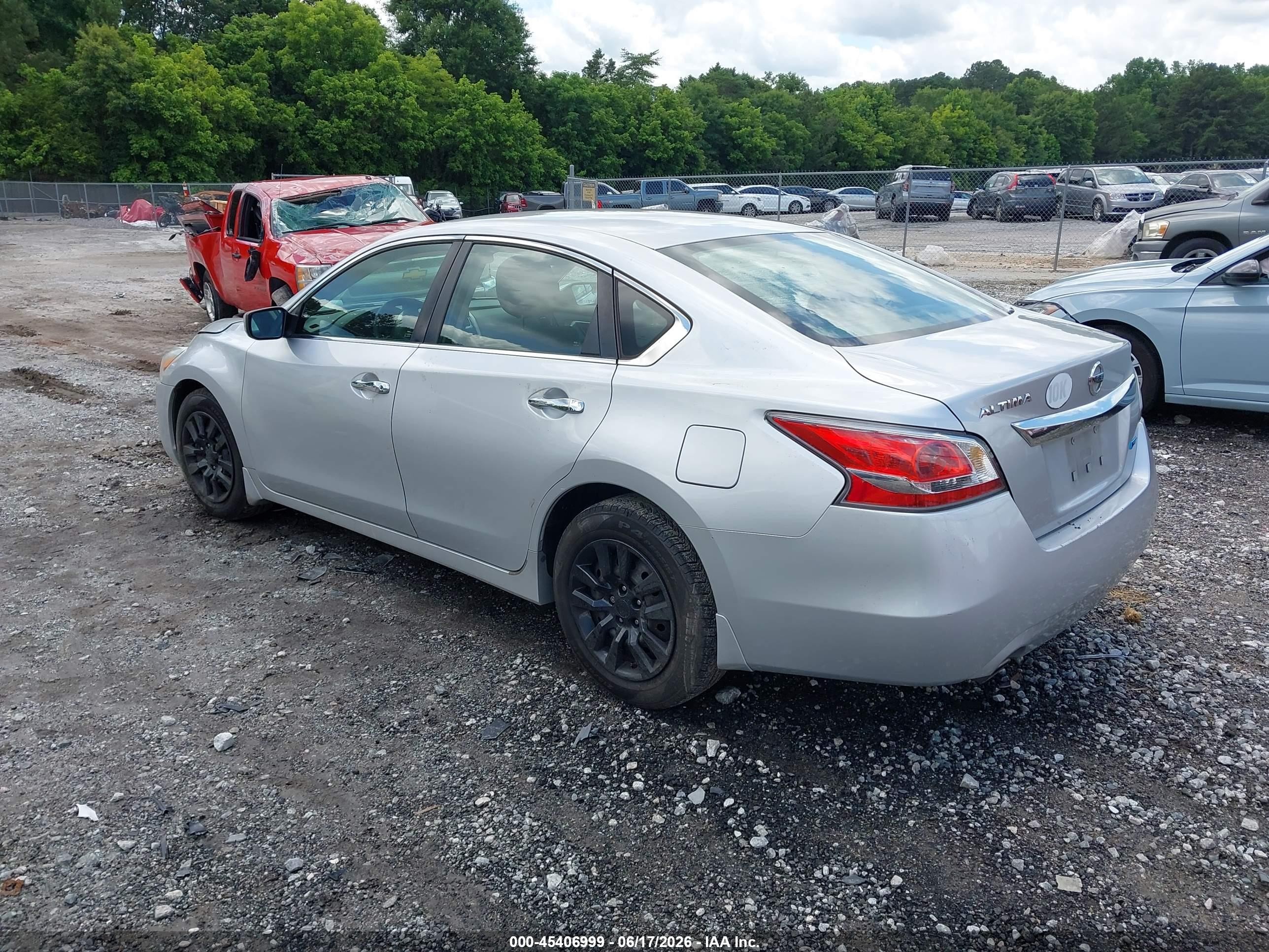 2014 Nissan Altima 2.5 Silver vin: 1N4AL3AP8EC190117