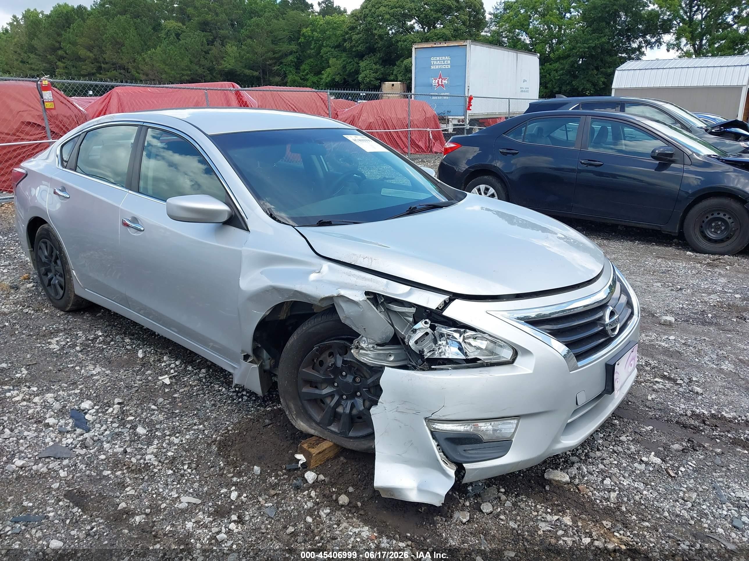 2014 Nissan Altima 2.5 Silver vin: 1N4AL3AP8EC190117