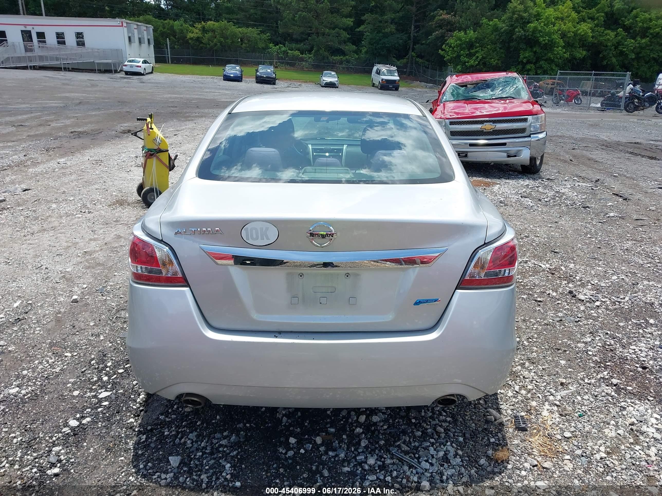2014 Nissan Altima 2.5 Silver vin: 1N4AL3AP8EC190117
