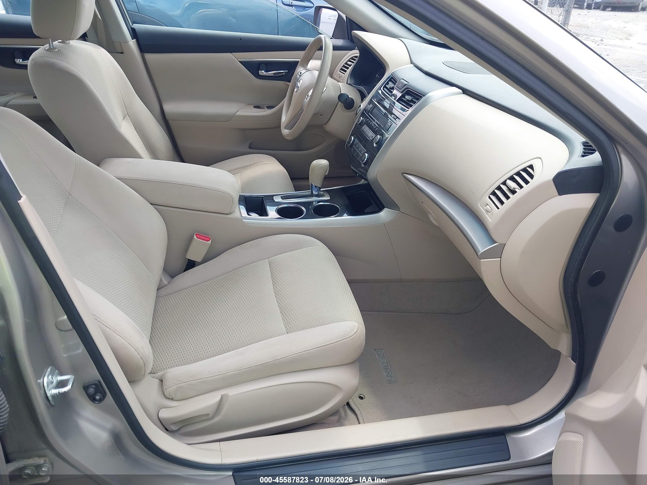 2014 Nissan Altima 2.5 S Tan vin: 1N4AL3AP8EC204078