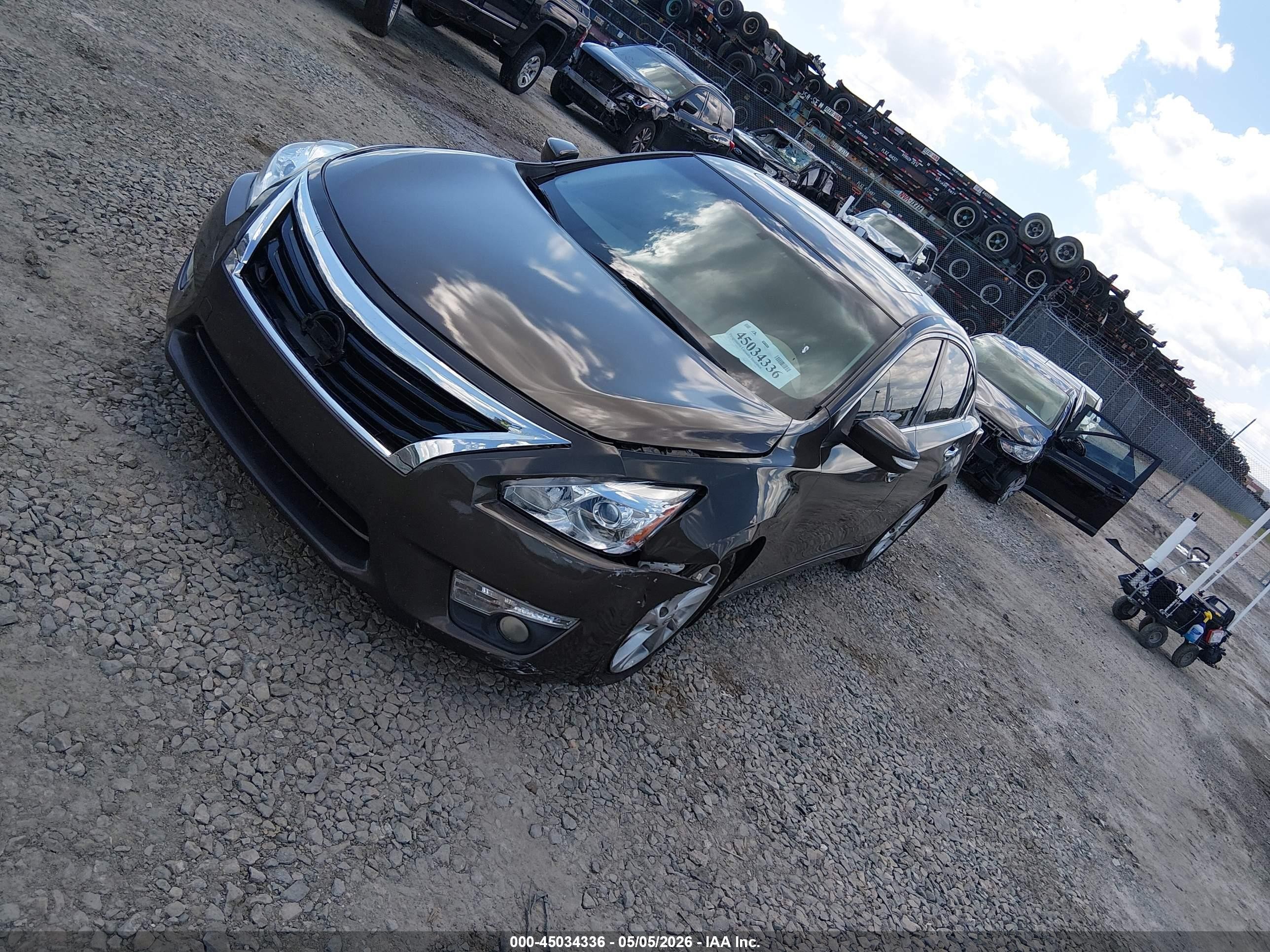 2014 Nissan Altima 2.5 Sv Brown vin: 1N4AL3AP8EC271912