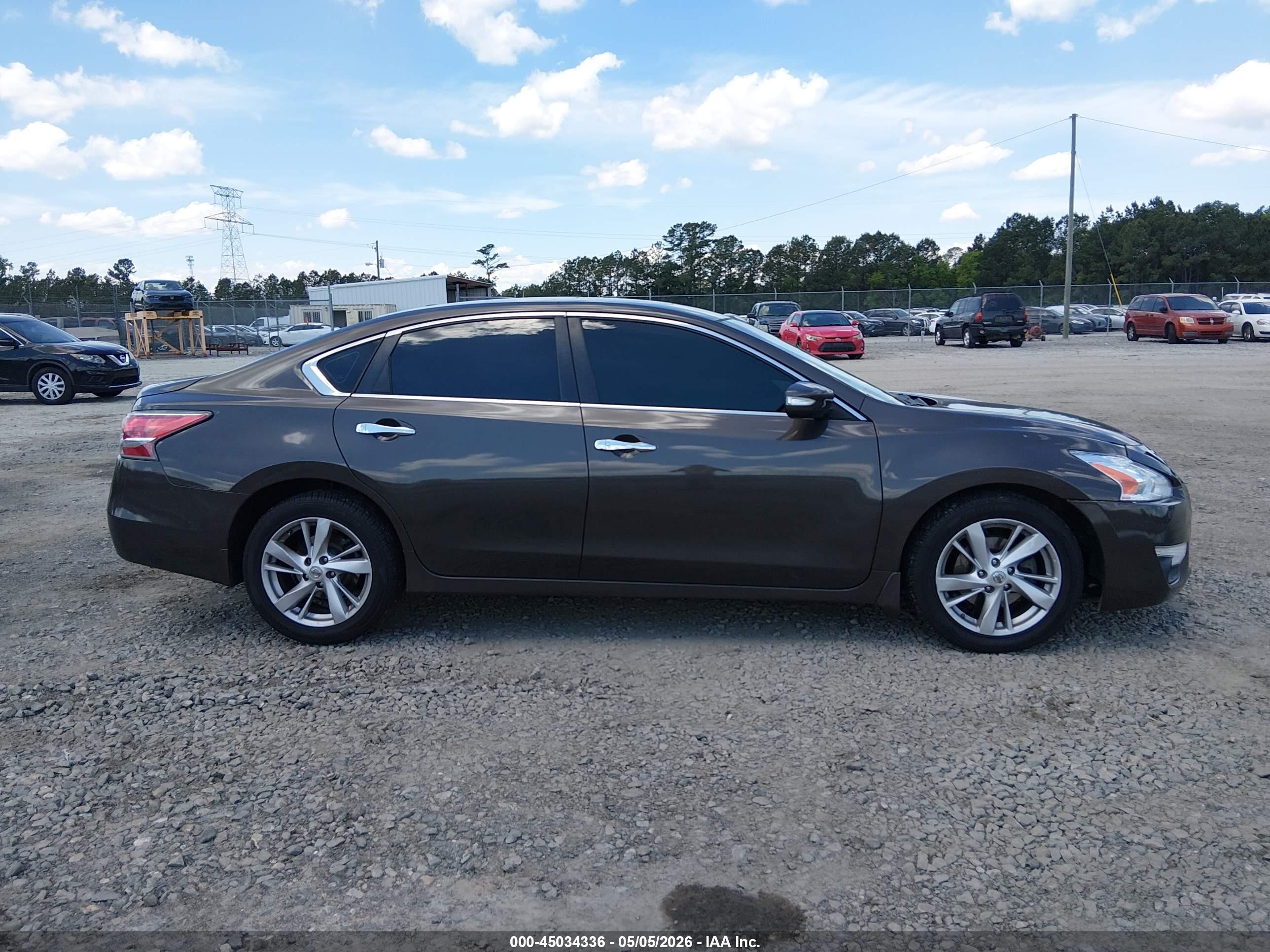 2014 Nissan Altima 2.5 Sv Brown vin: 1N4AL3AP8EC271912