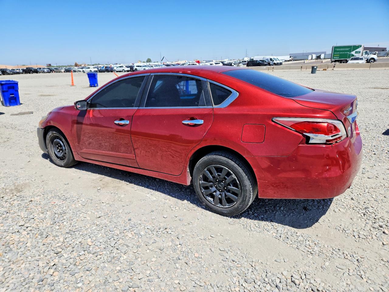 2014 Nissan Altima 2.5 S Red vin: 1N4AL3AP8EC273689