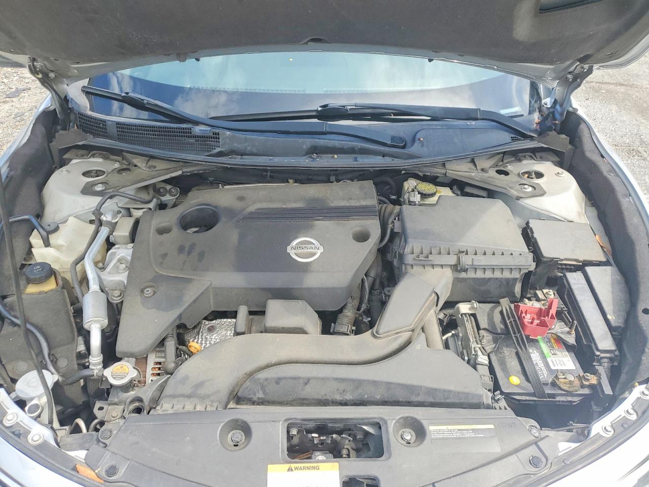2014 Nissan Altima 2.5 S Silver vin: 1N4AL3AP8EC285602
