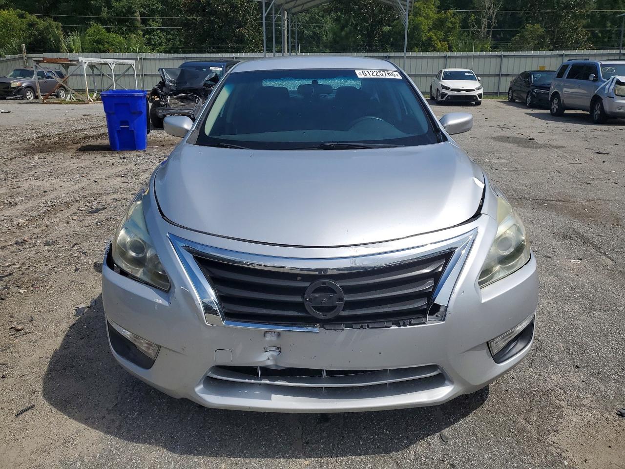 2014 Nissan Altima 2.5 S Silver vin: 1N4AL3AP8EC285602