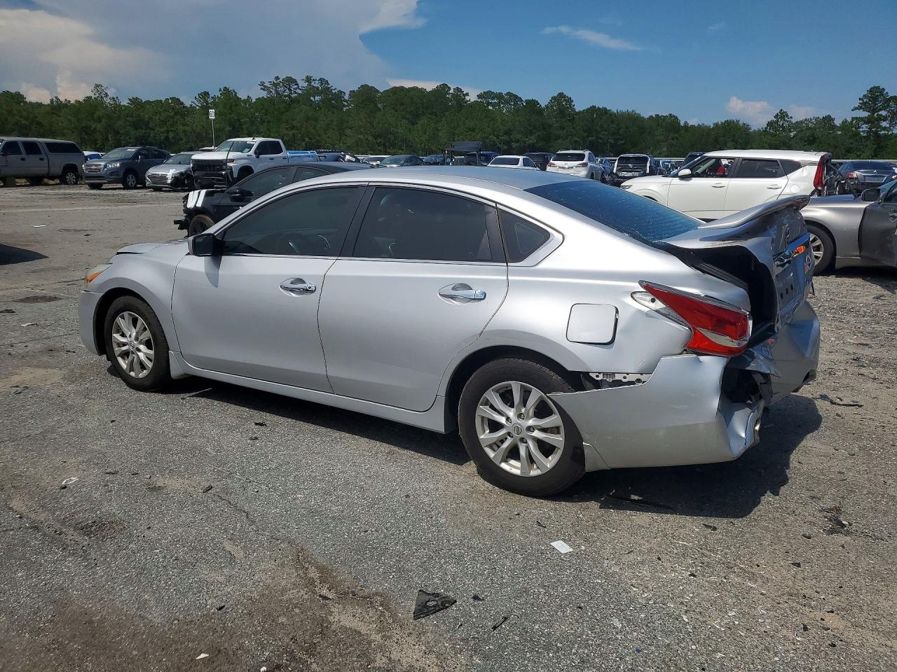 2014 Nissan Altima 2.5 S Silver vin: 1N4AL3AP8EC285602
