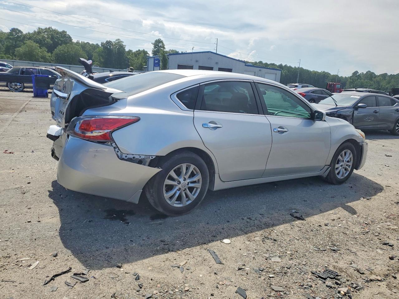 2014 Nissan Altima 2.5 S Silver vin: 1N4AL3AP8EC285602