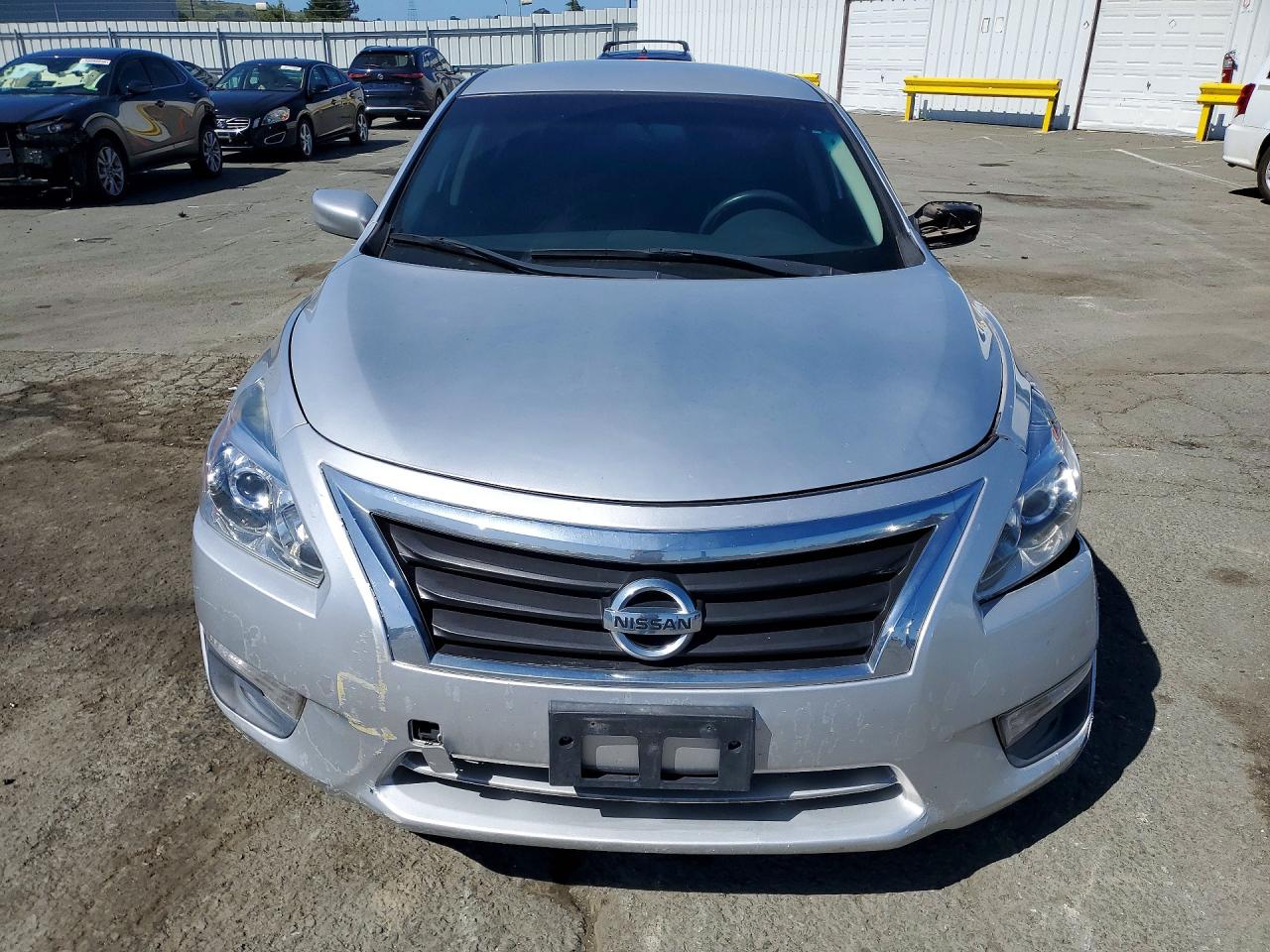 2014 Nissan Altima 2.5 S Серебряный vin: 1N4AL3AP8EC288774