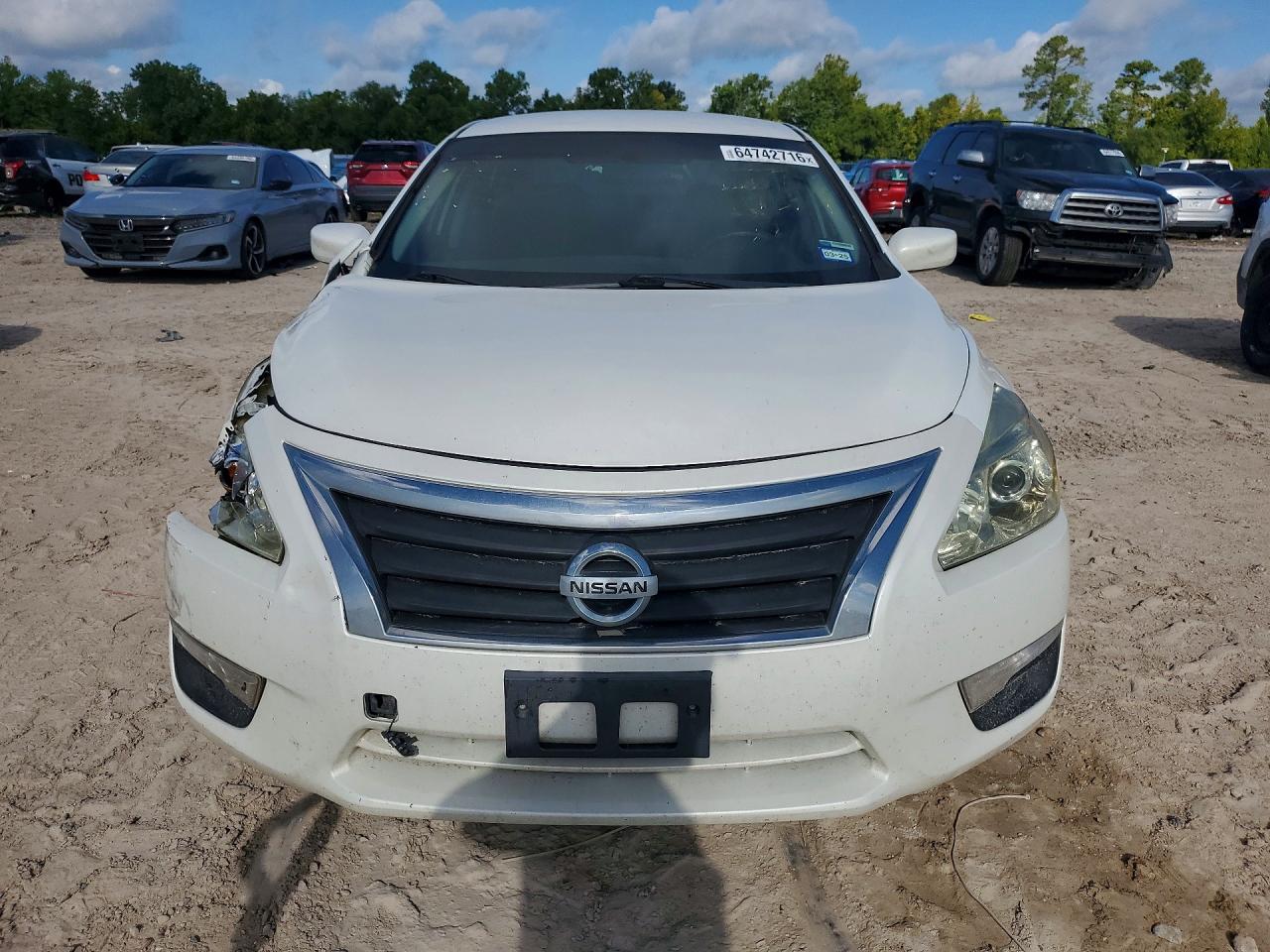 2014 Nissan Altima 2.5 S White vin: 1N4AL3AP8EC293666