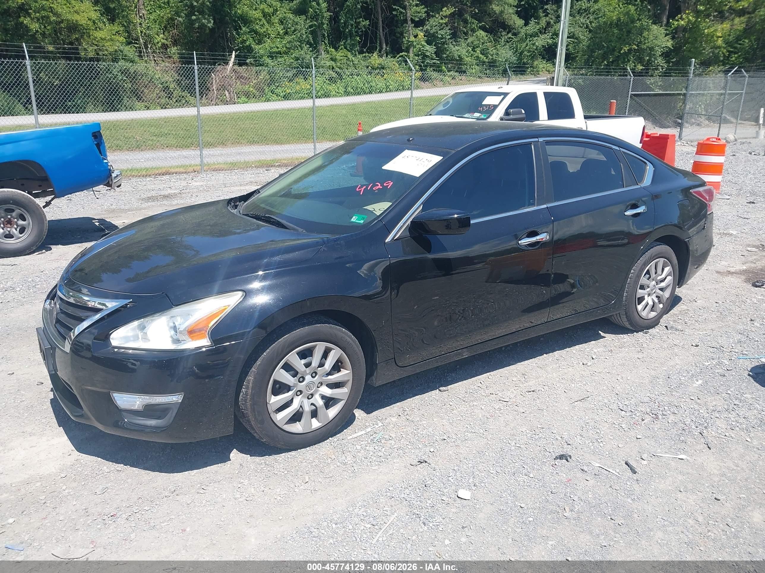 2014 Nissan Altima 2.5 S Black vin: 1N4AL3AP8EC315973