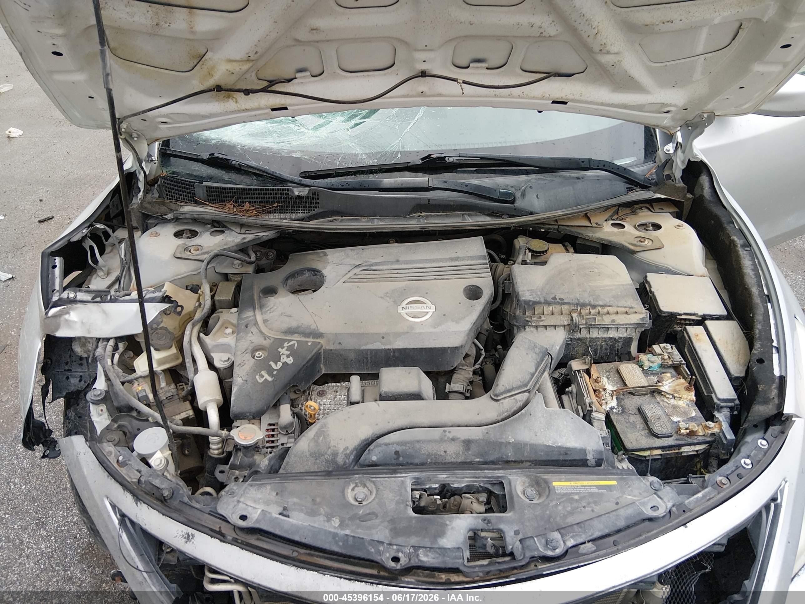 2014 Nissan Altima 2.5 Sv Silver vin: 1N4AL3AP8EC326813