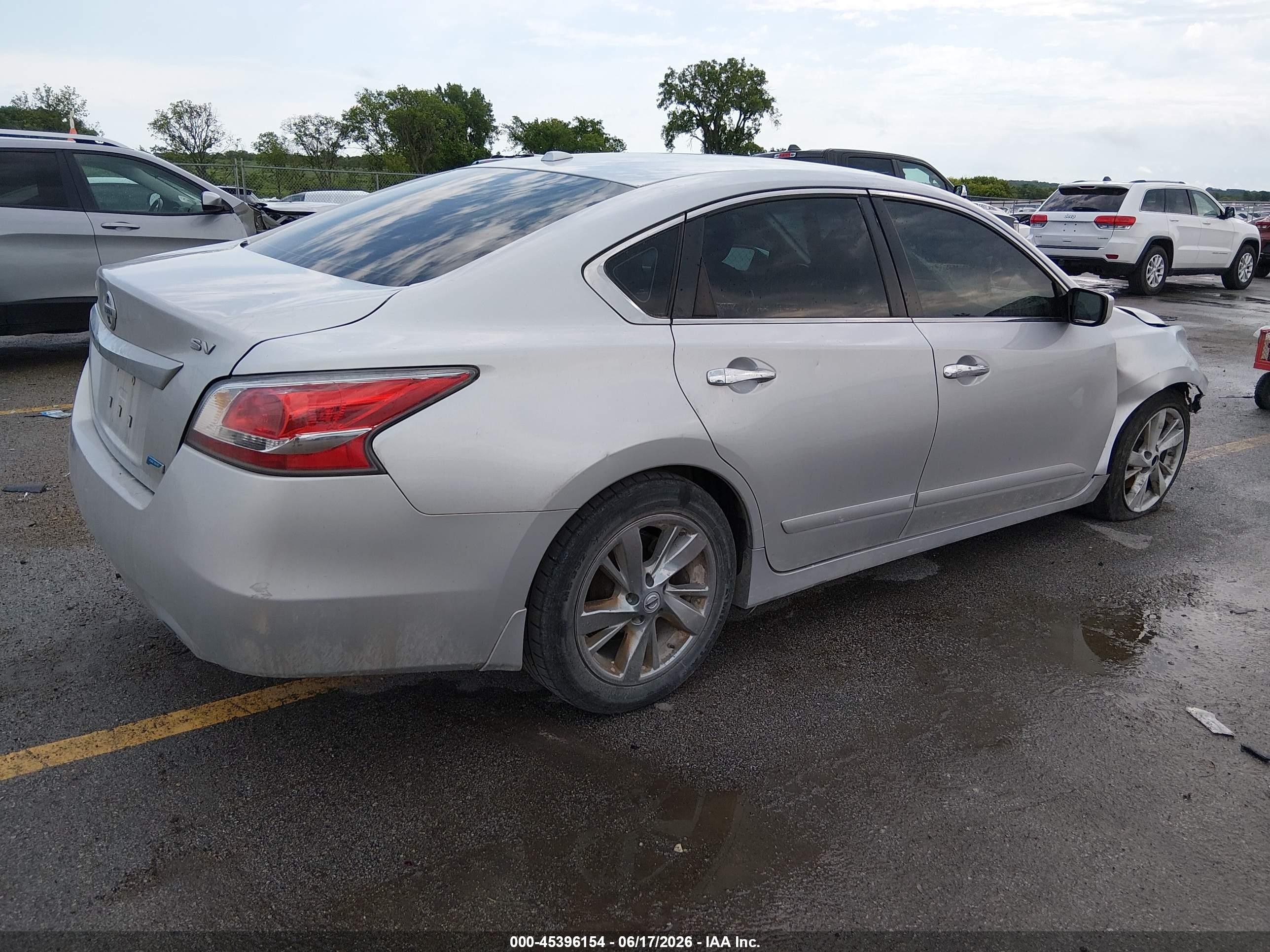 2014 Nissan Altima 2.5 Sv Silver vin: 1N4AL3AP8EC326813