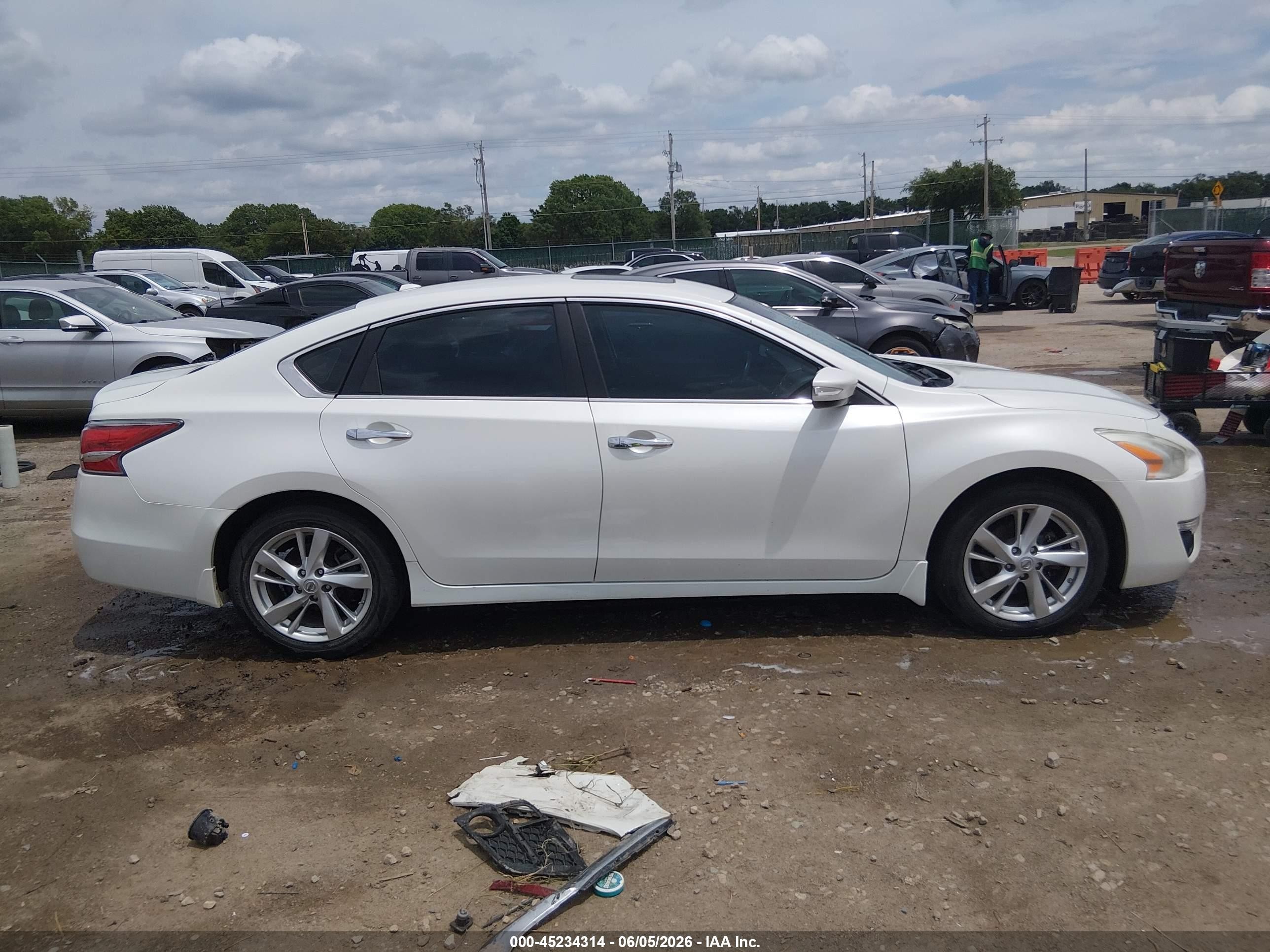 2014 Nissan Altima 2.5 Sl White vin: 1N4AL3AP8EC409285
