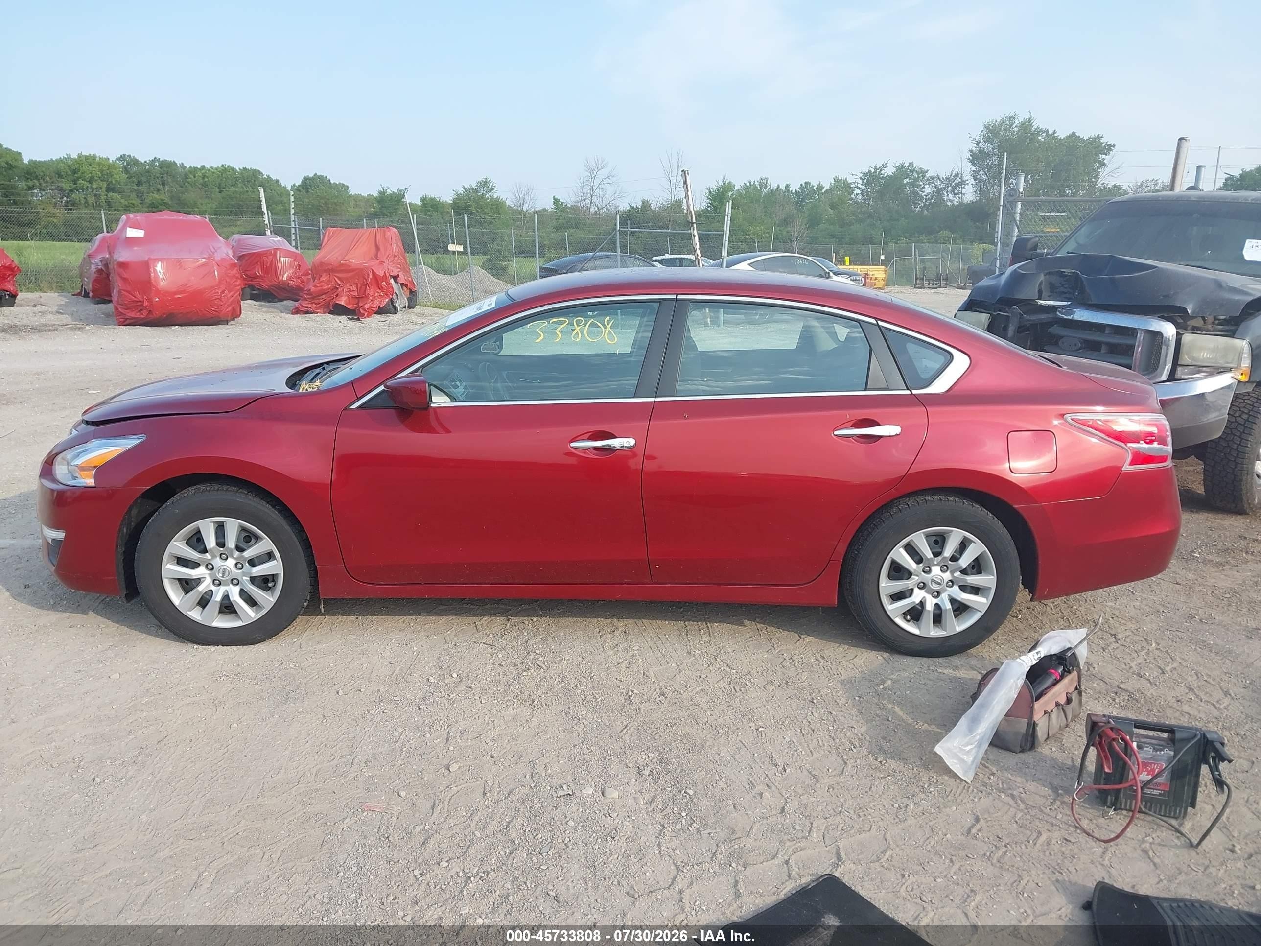 2014 Nissan Altima 2.5/2.5 S/2.5 Sl/2.5 Sv Red vin: 1N4AL3AP8EC421341