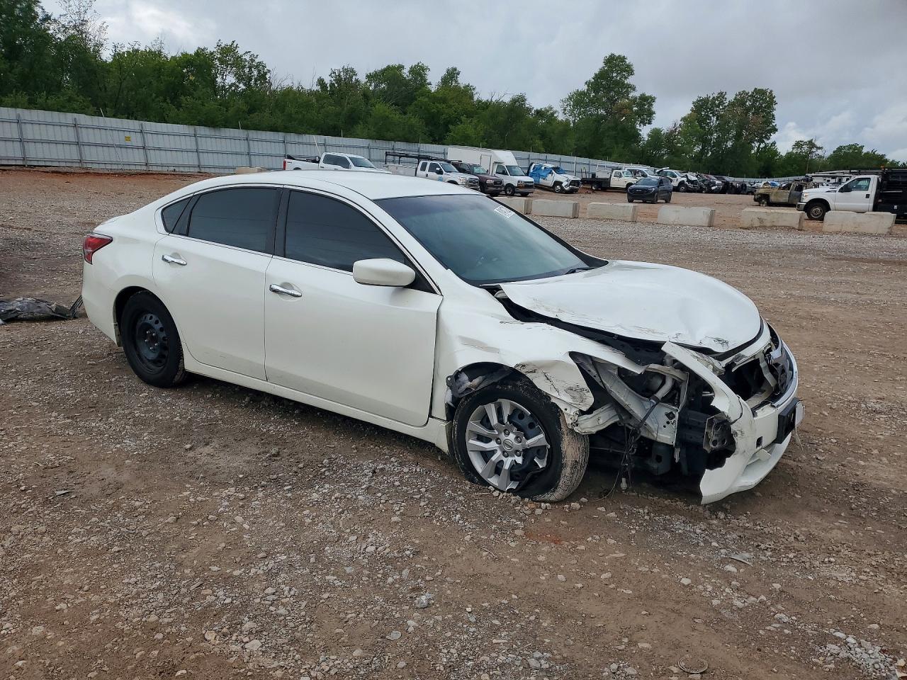 2014 Nissan Altima 2.5 Белый vin: 1N4AL3AP8EC421601