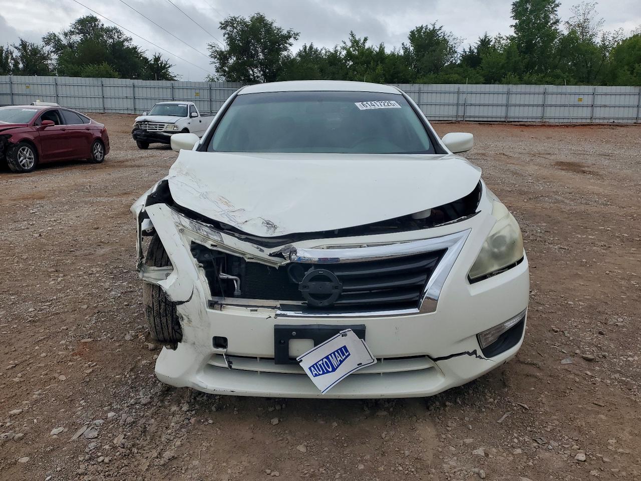 2014 Nissan Altima 2.5 Белый vin: 1N4AL3AP8EC421601