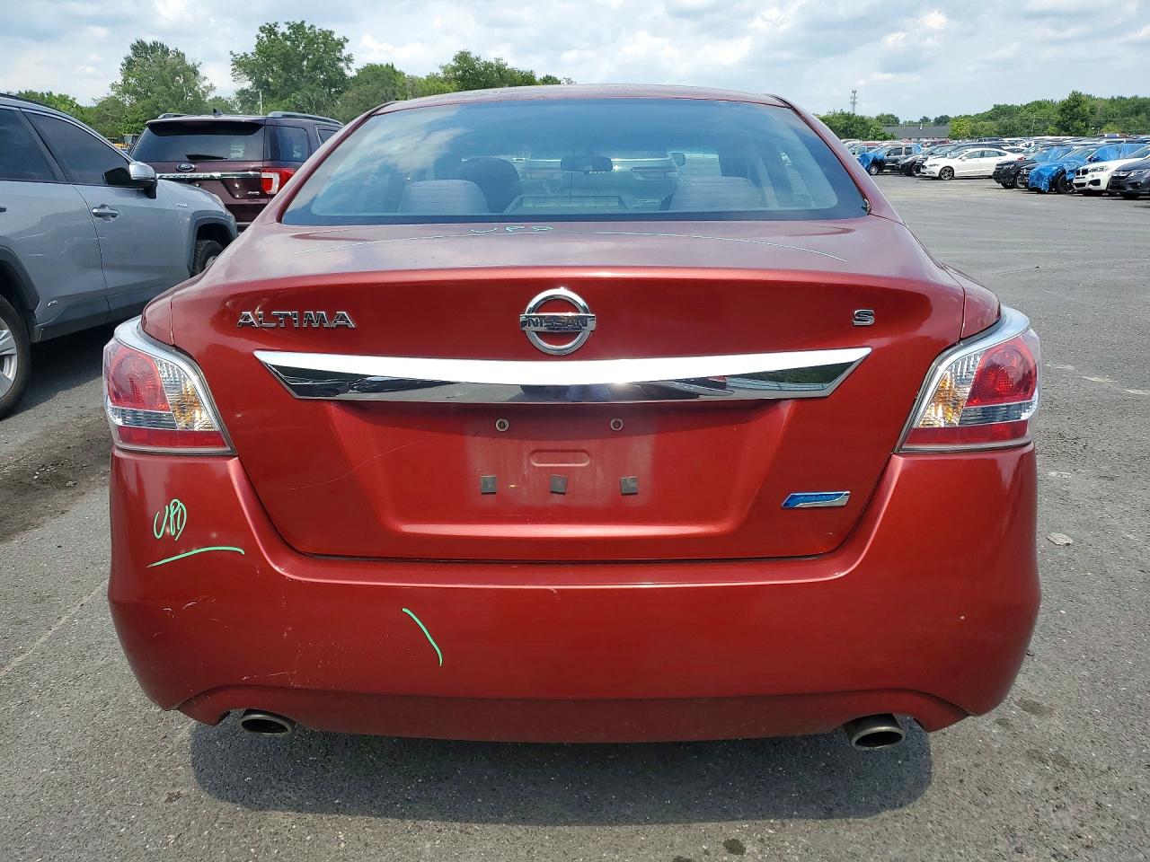 2014 Nissan Altima 2.5 S Red vin: 1N4AL3AP8EC424367