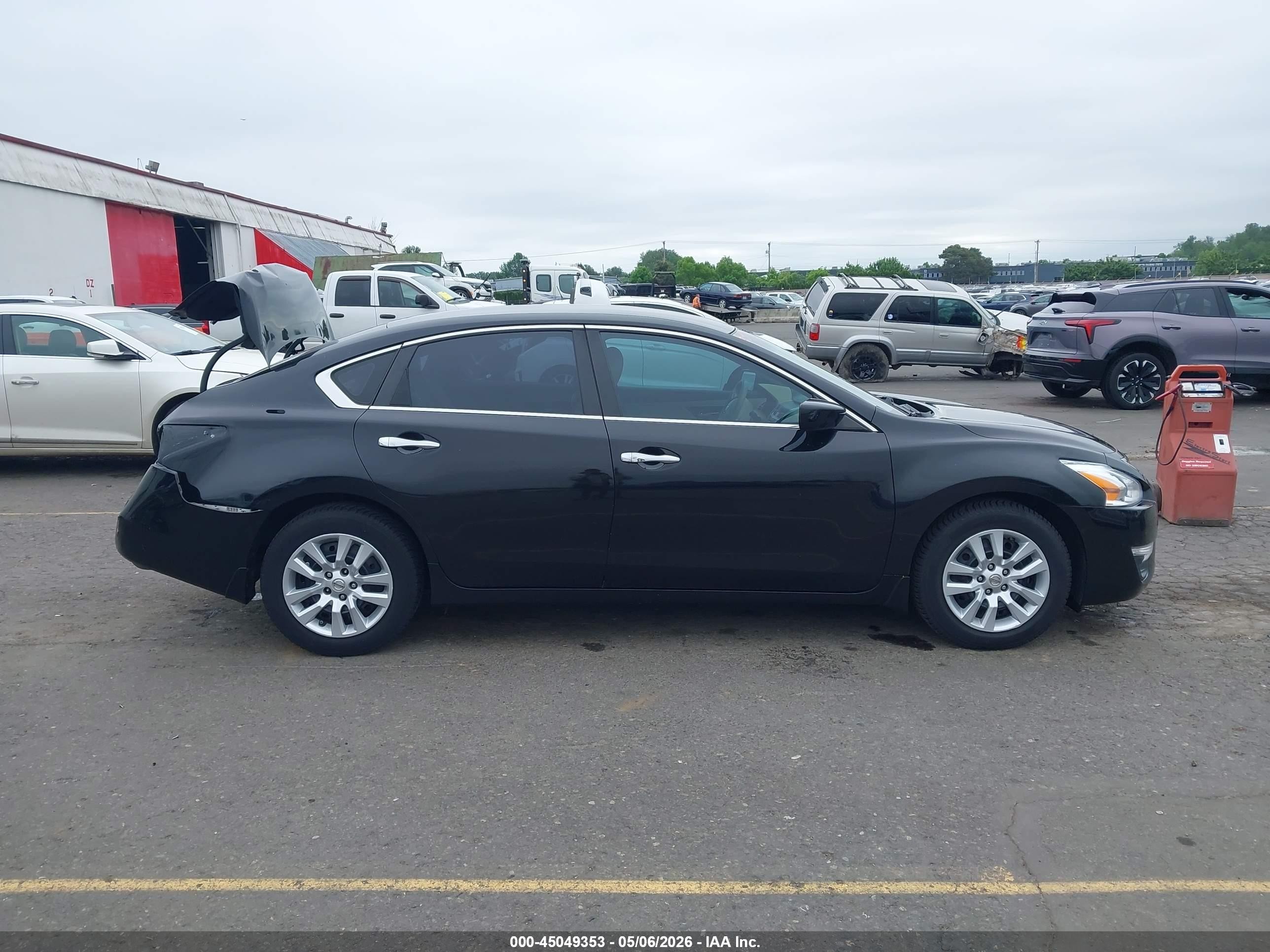 2014 Nissan Altima 2.5 S Black vin: 1N4AL3AP8EN200102