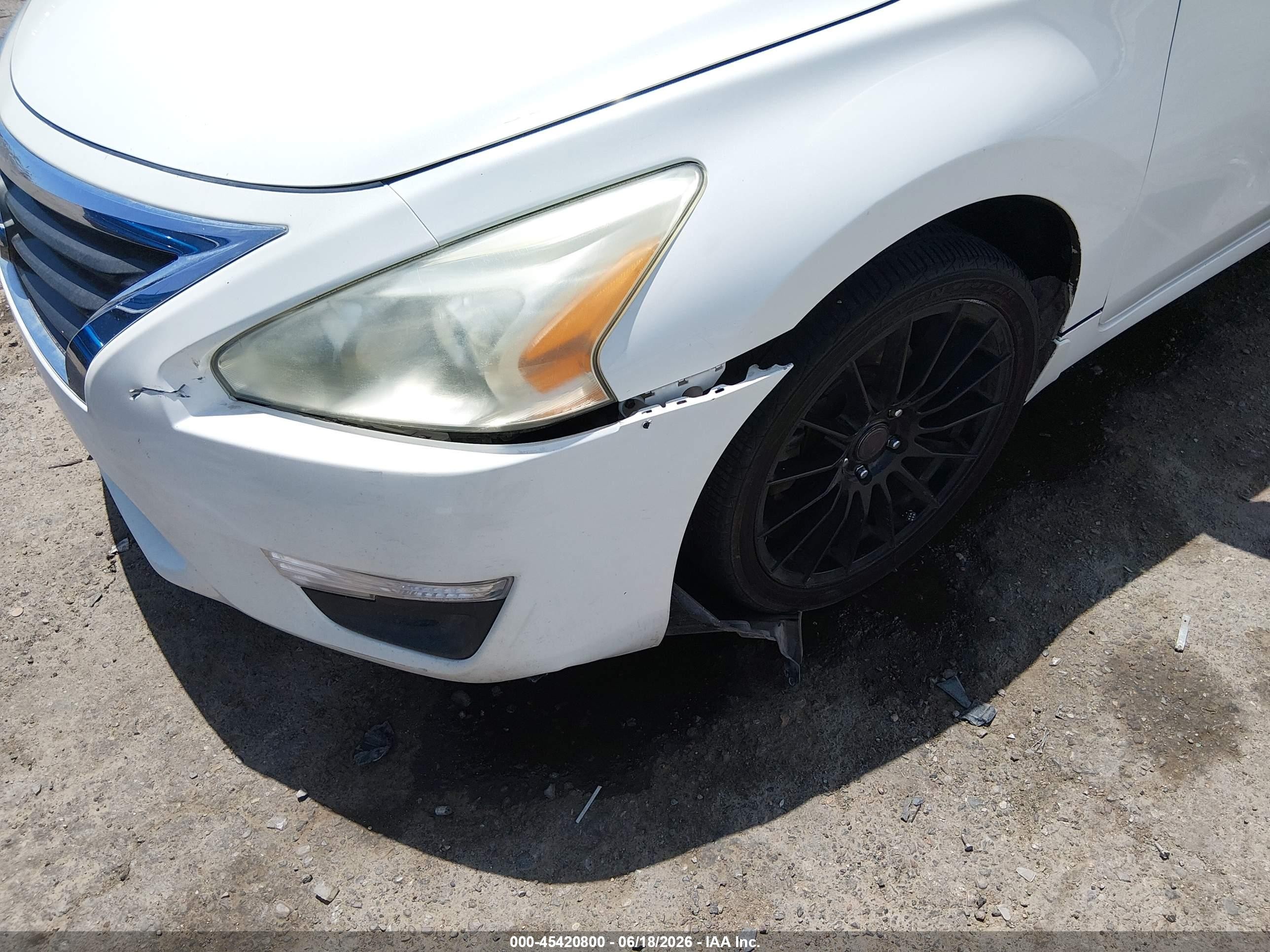 2014 Nissan Altima 2.5 Sv Белый vin: 1N4AL3AP8EN207714