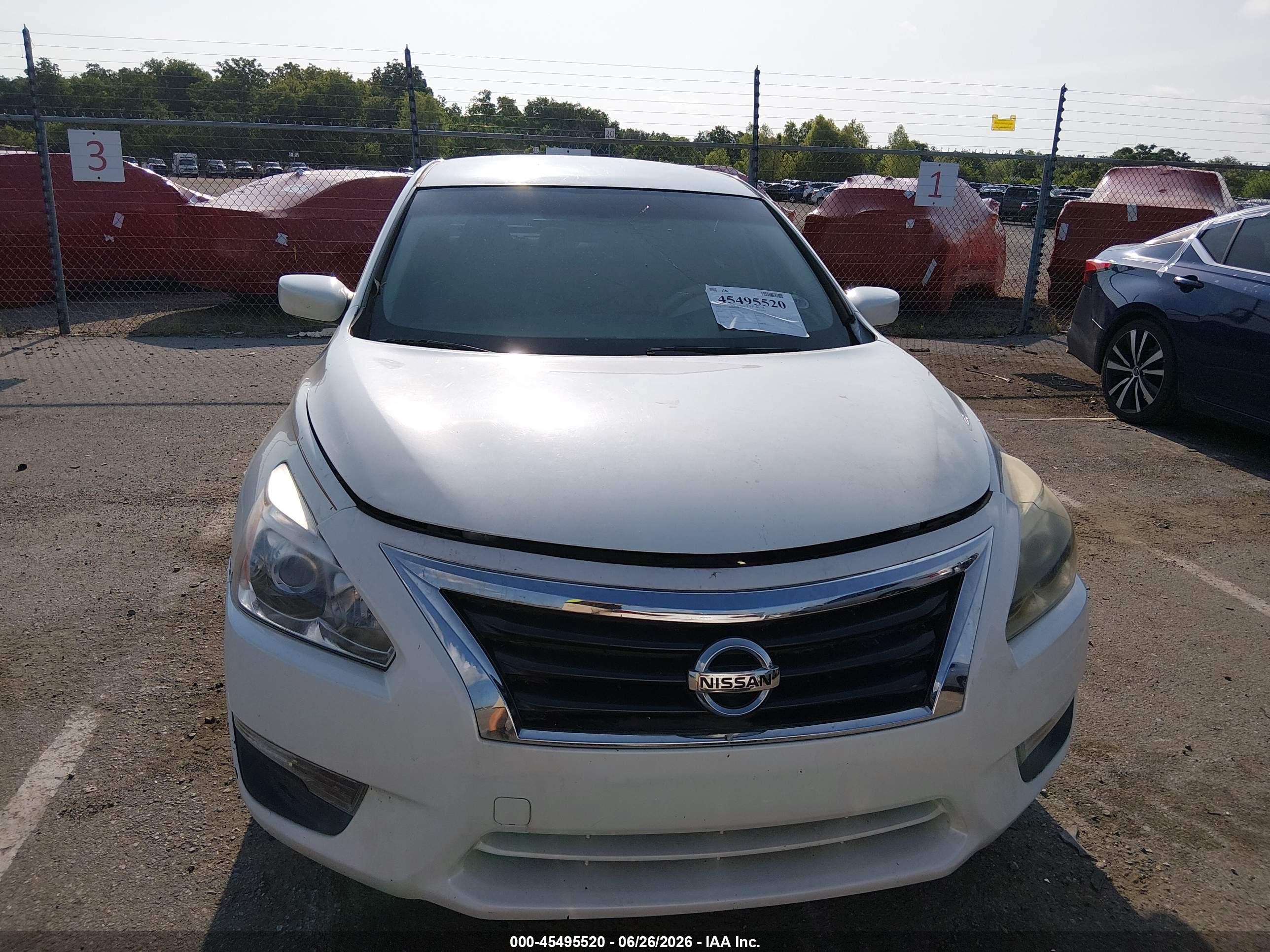2014 Nissan Altima 2.5 Sv White vin: 1N4AL3AP8EN212251