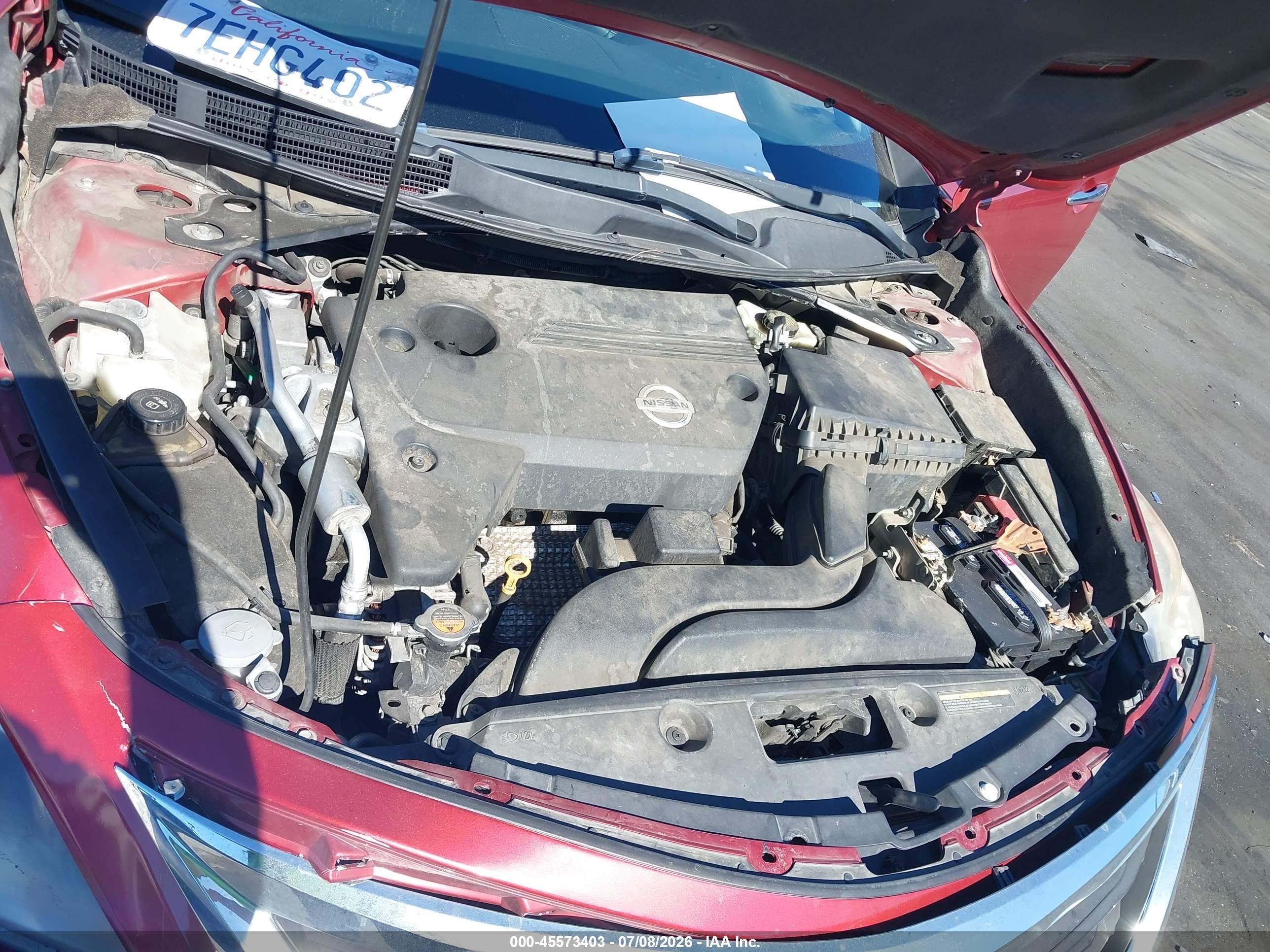 2014 Nissan Altima 2.5 S Red vin: 1N4AL3AP8EN213349