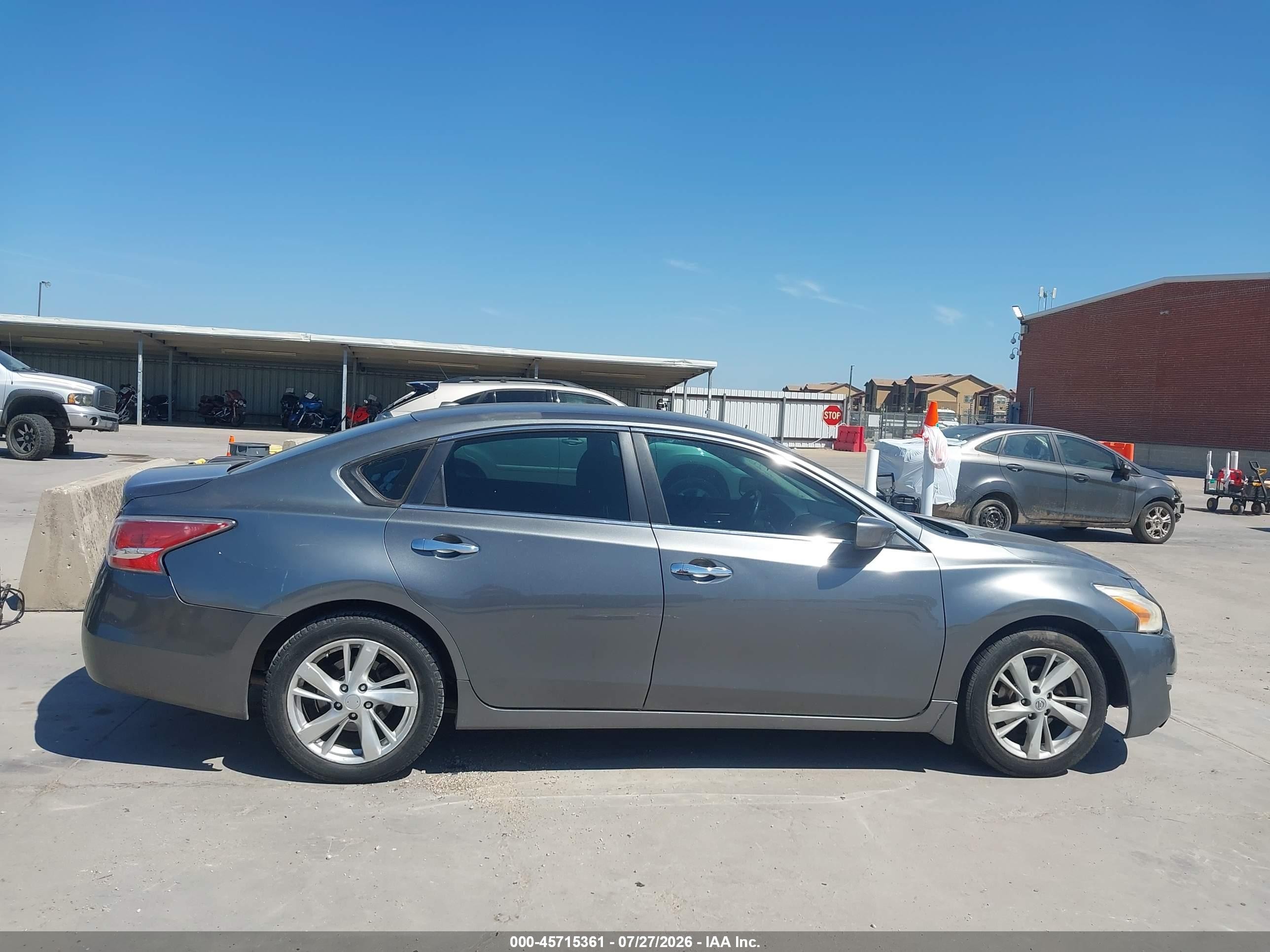 2014 Nissan Altima 2.5 Sv Gray vin: 1N4AL3AP8EN221421
