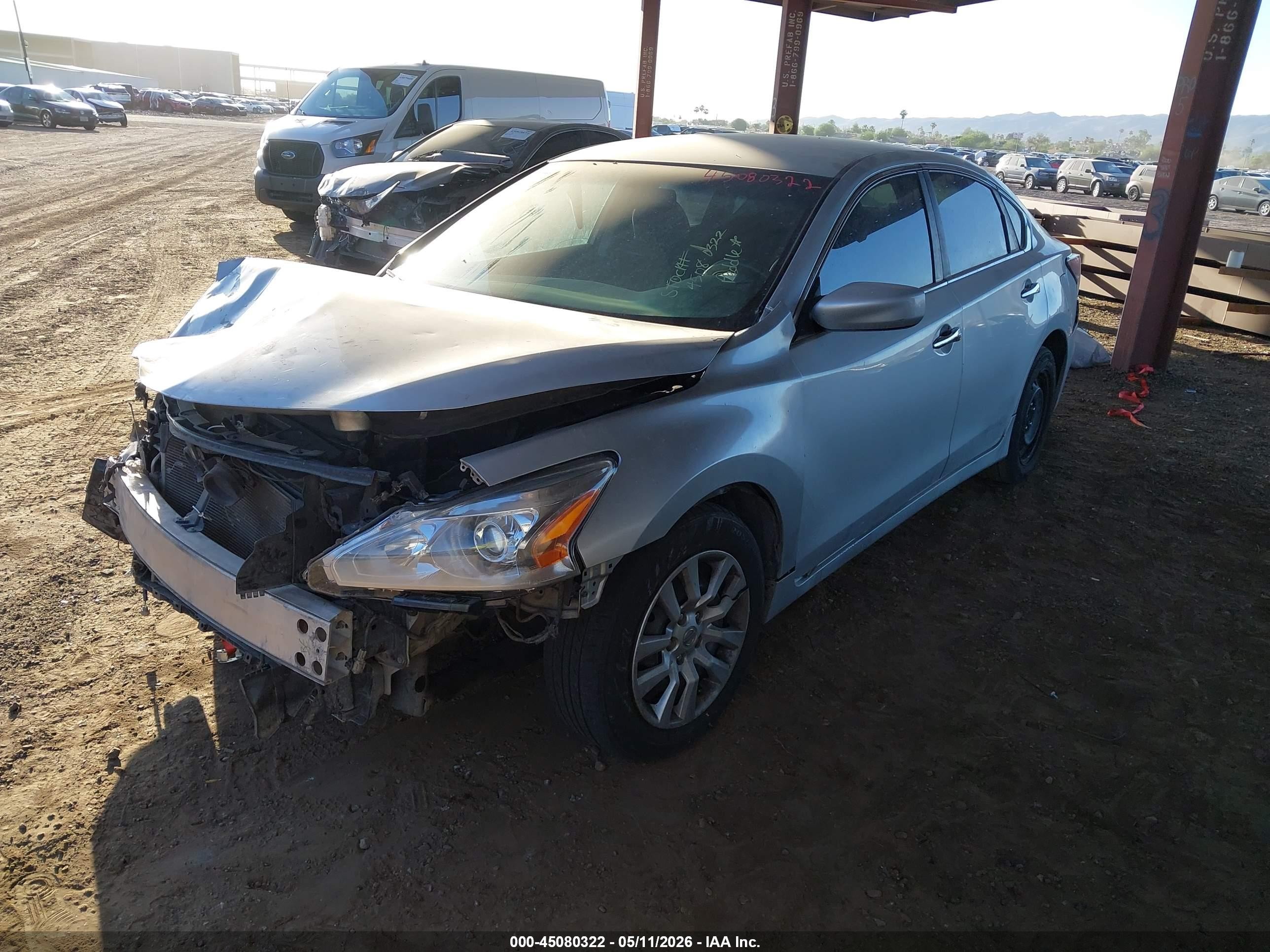 2014 Nissan Altima 2.5 S Серебряный vin: 1N4AL3AP8EN221788