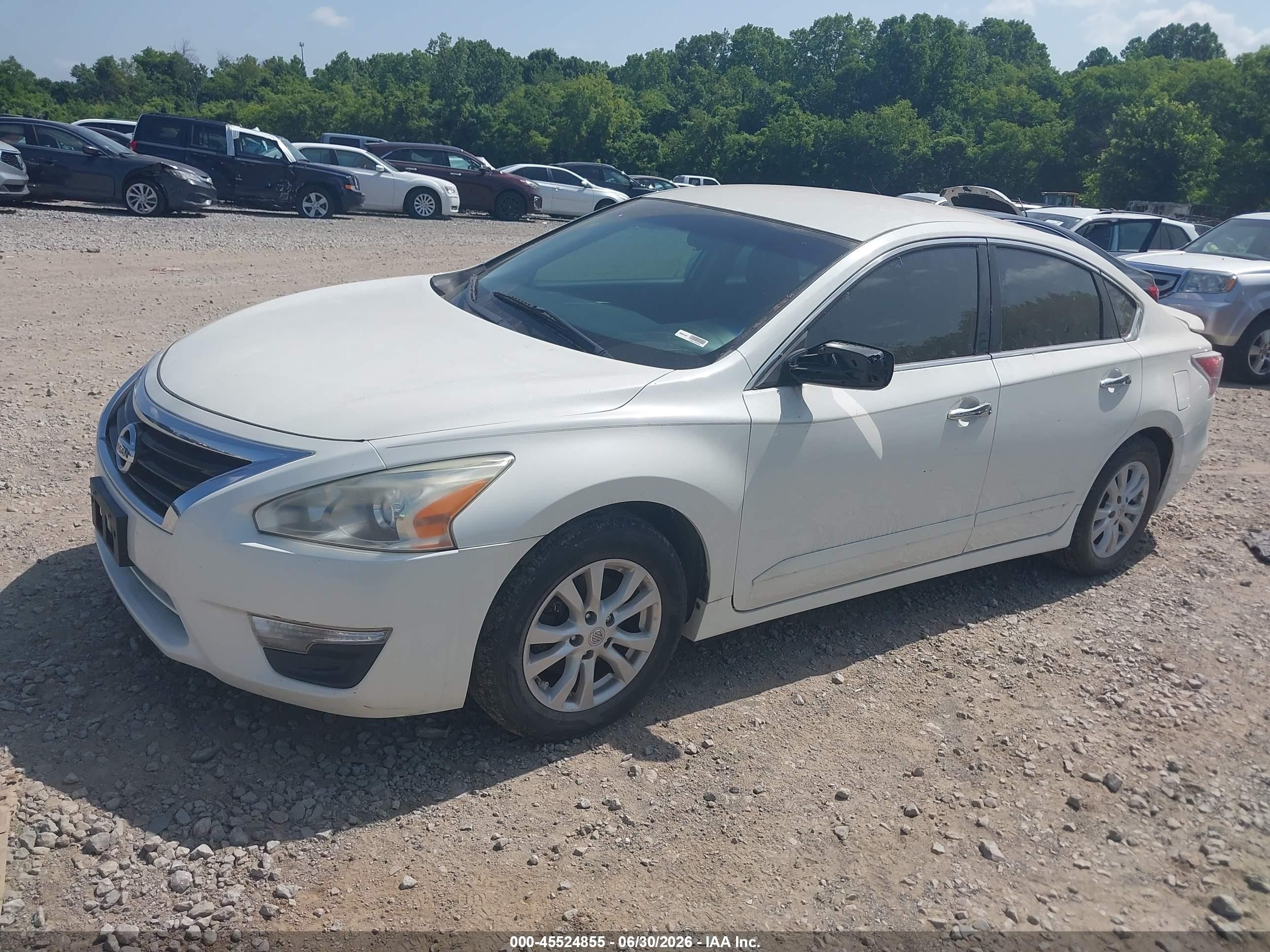 2014 Nissan Altima 2.5 S White vin: 1N4AL3AP8EN226764