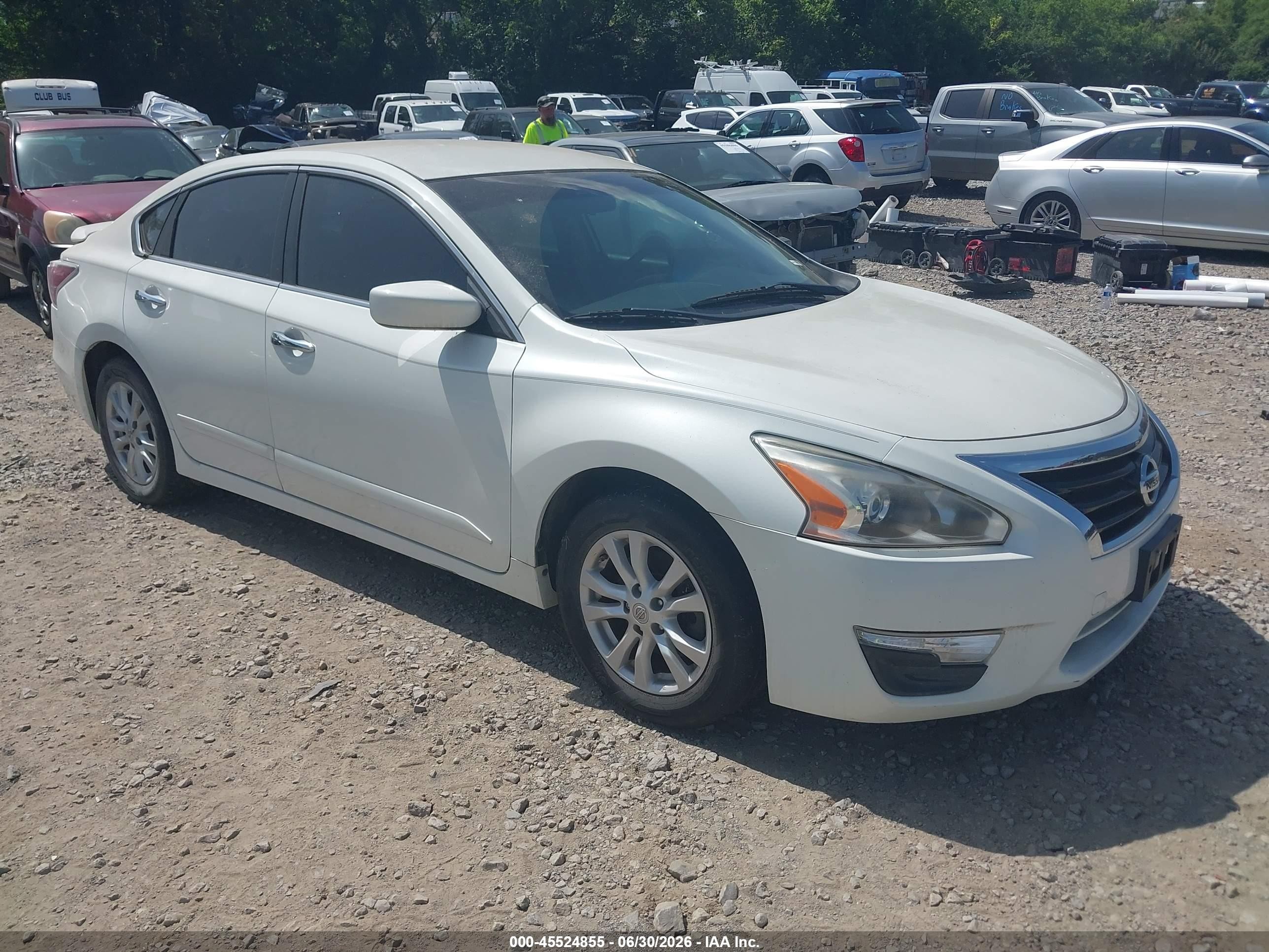 2014 Nissan Altima 2.5 S Белый vin: 1N4AL3AP8EN226764