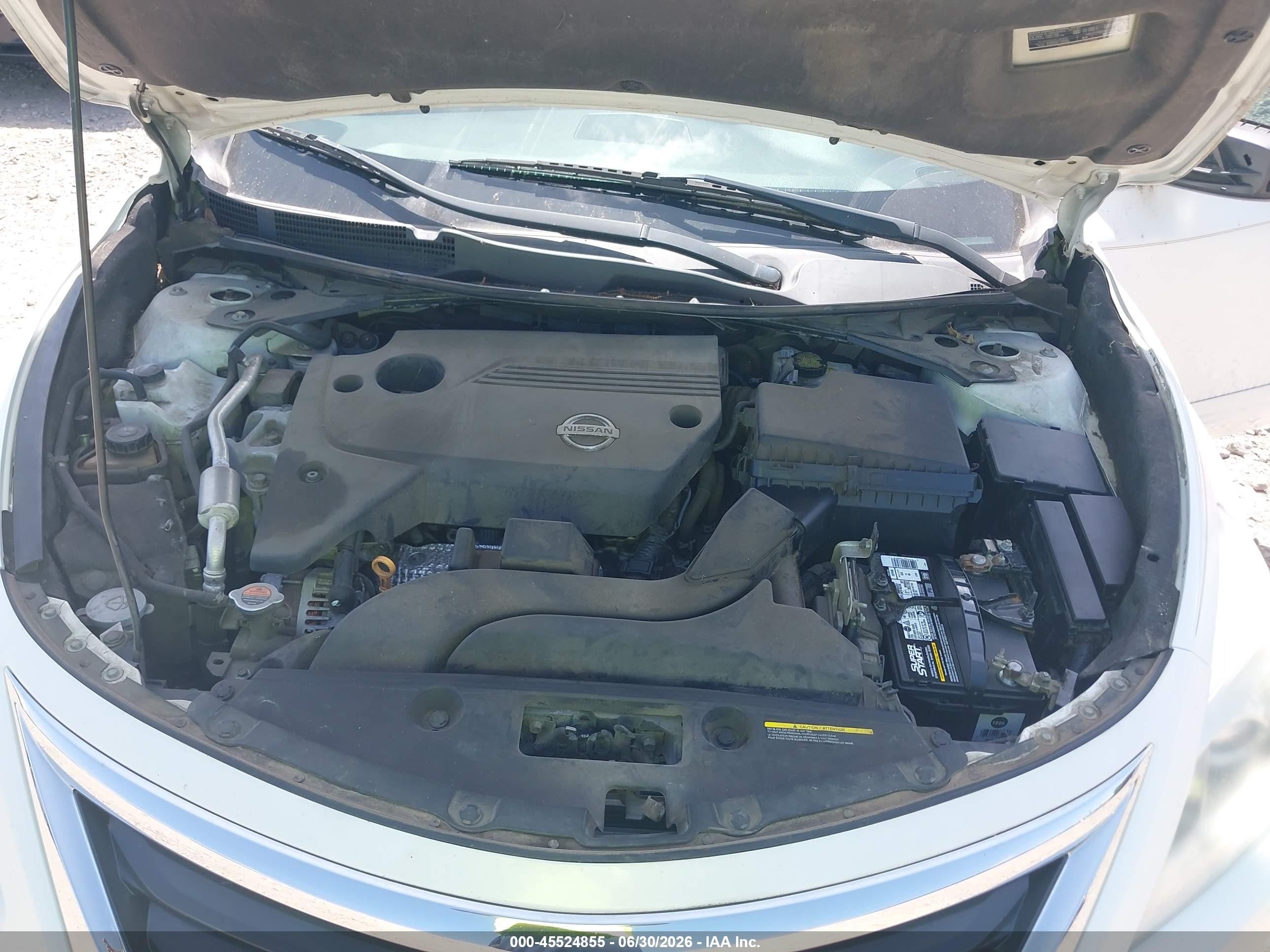 2014 Nissan Altima 2.5 S White vin: 1N4AL3AP8EN226764