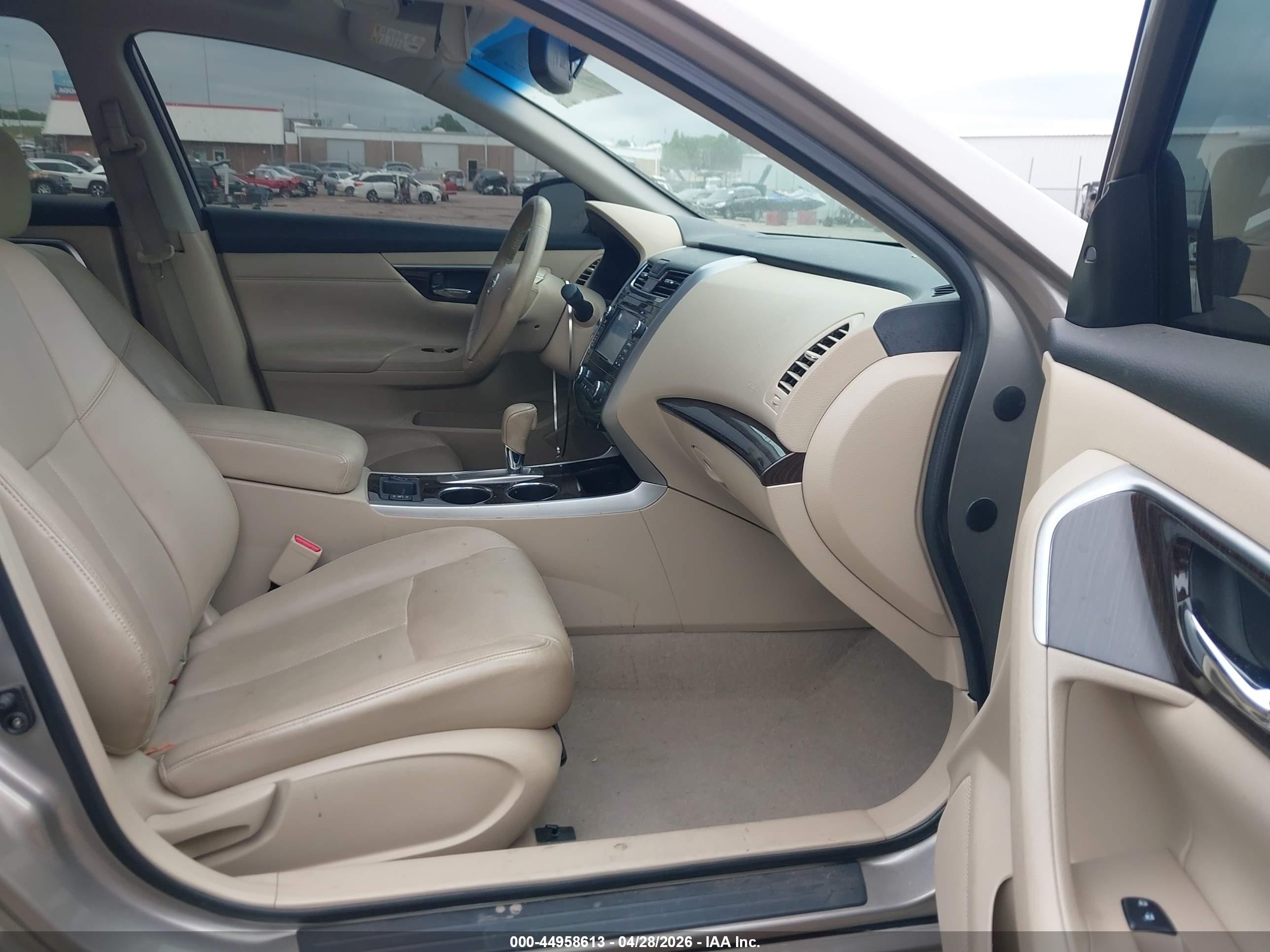 2014 Nissan Altima 2.5 Sl Серый vin: 1N4AL3AP8EN232578