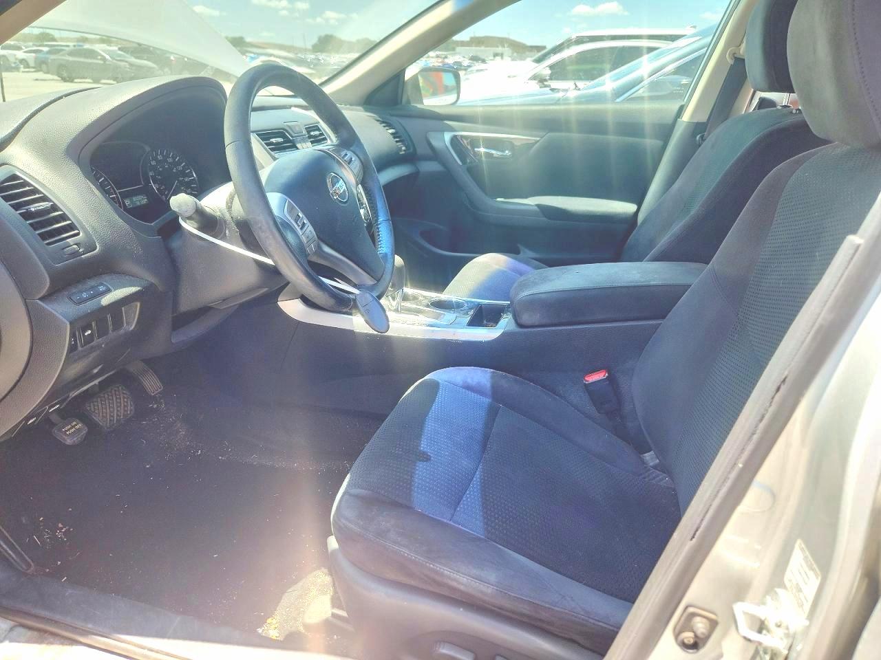 2014 Nissan Altima 2.5 Sv Silver vin: 1N4AL3AP8EN235321