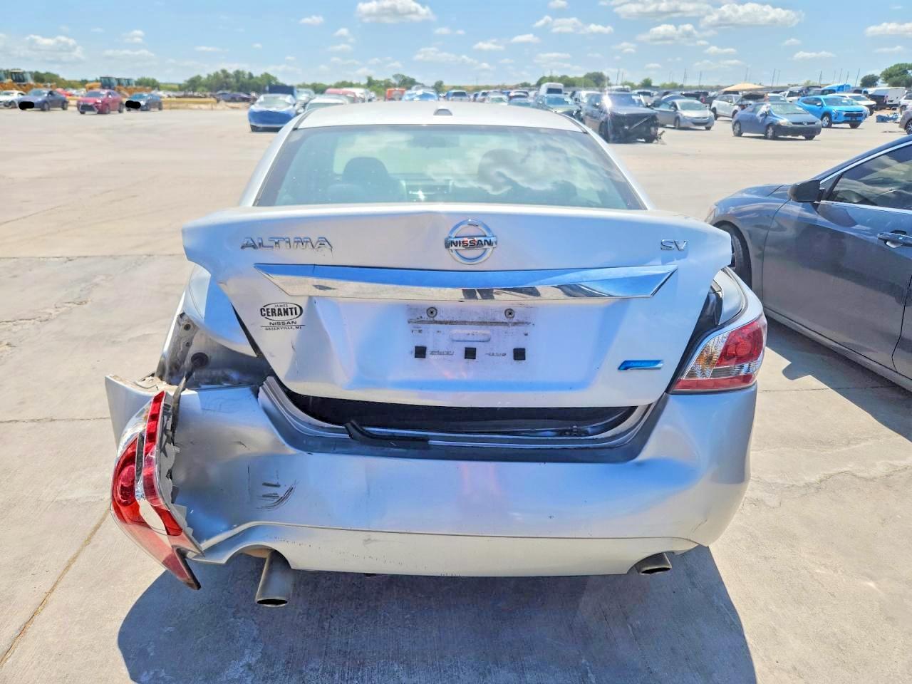 2014 Nissan Altima 2.5 Sv Silver vin: 1N4AL3AP8EN235321