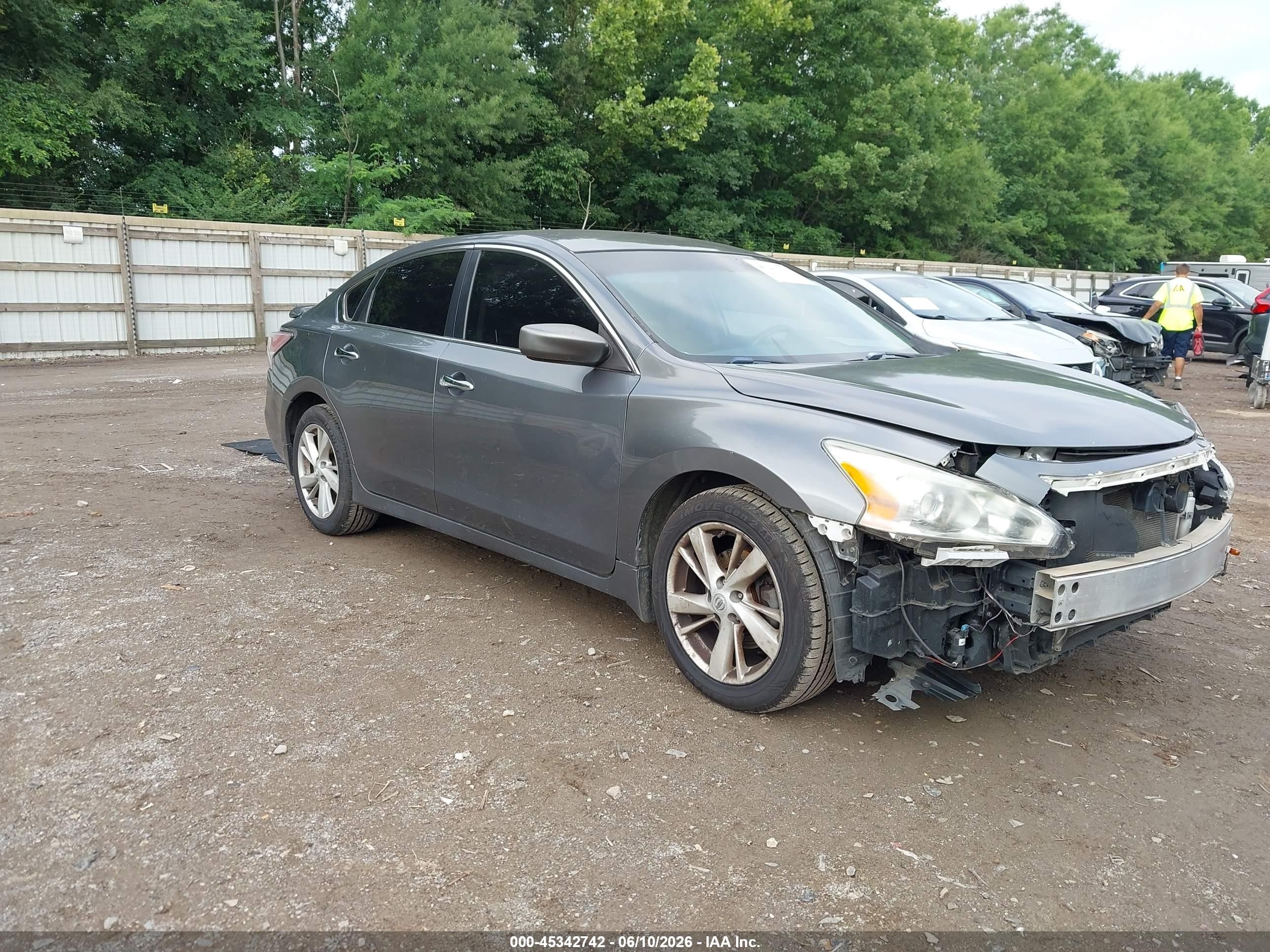 2014 Nissan Altima 2.5 Sv Gray vin: 1N4AL3AP8EN235951
