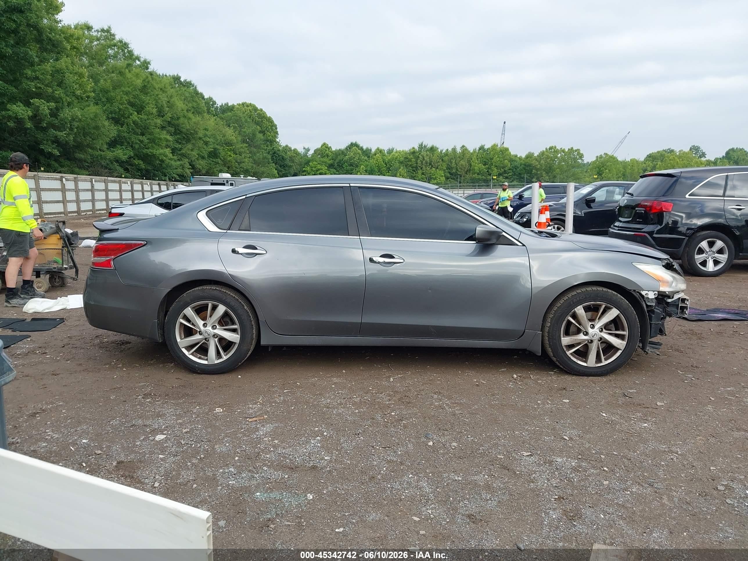 2014 Nissan Altima 2.5 Sv Gray vin: 1N4AL3AP8EN235951