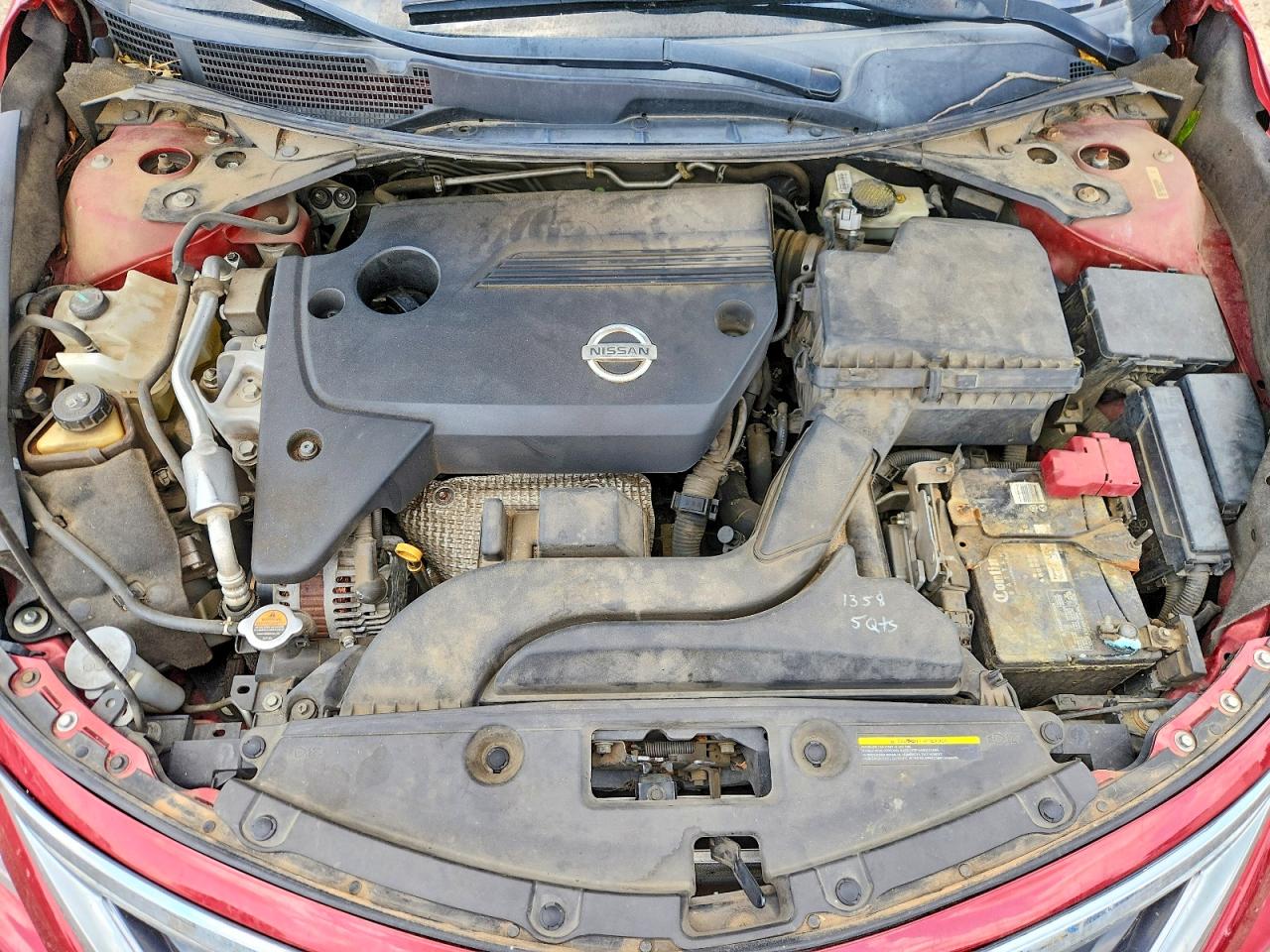 2014 Nissan Altima 2.5 S Red vin: 1N4AL3AP8EN239899