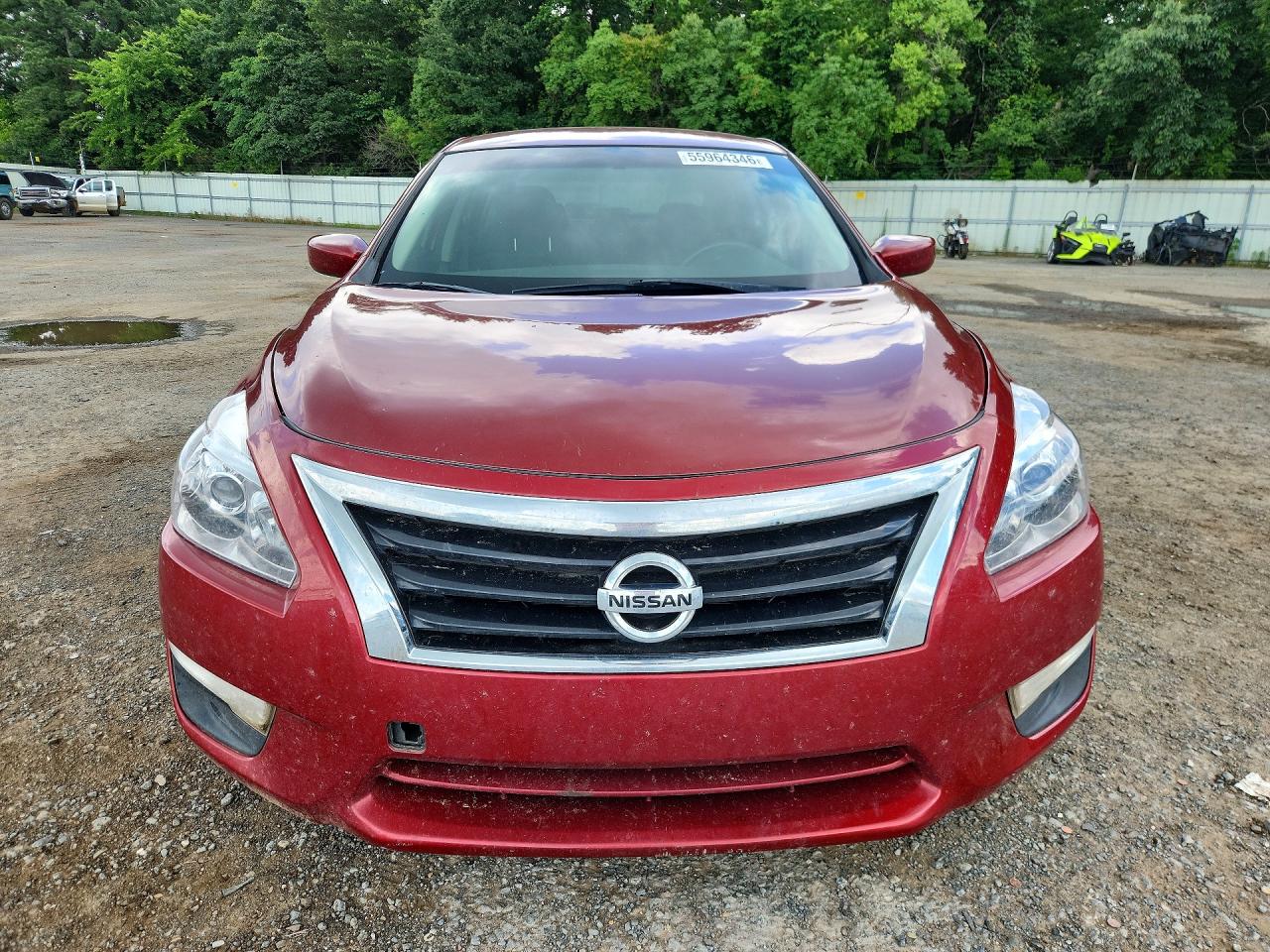 2014 Nissan Altima 2.5 S Red vin: 1N4AL3AP8EN239899