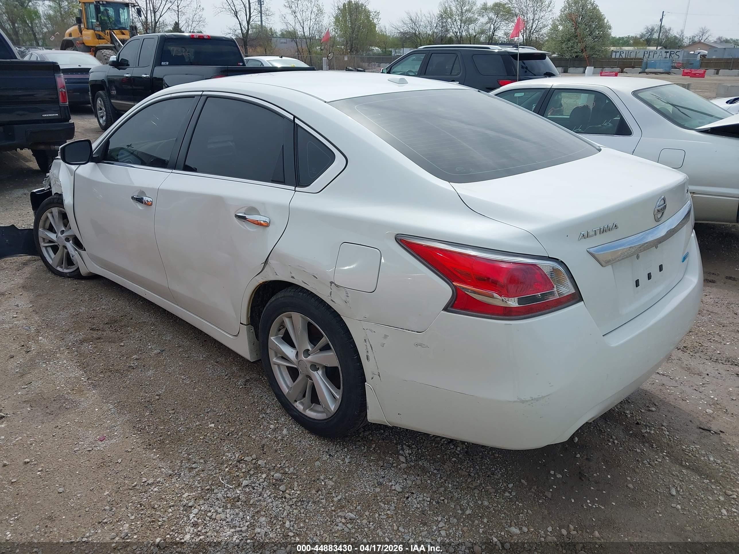 2014 Nissan Altima 2.5 Sl White vin: 1N4AL3AP8EN241510
