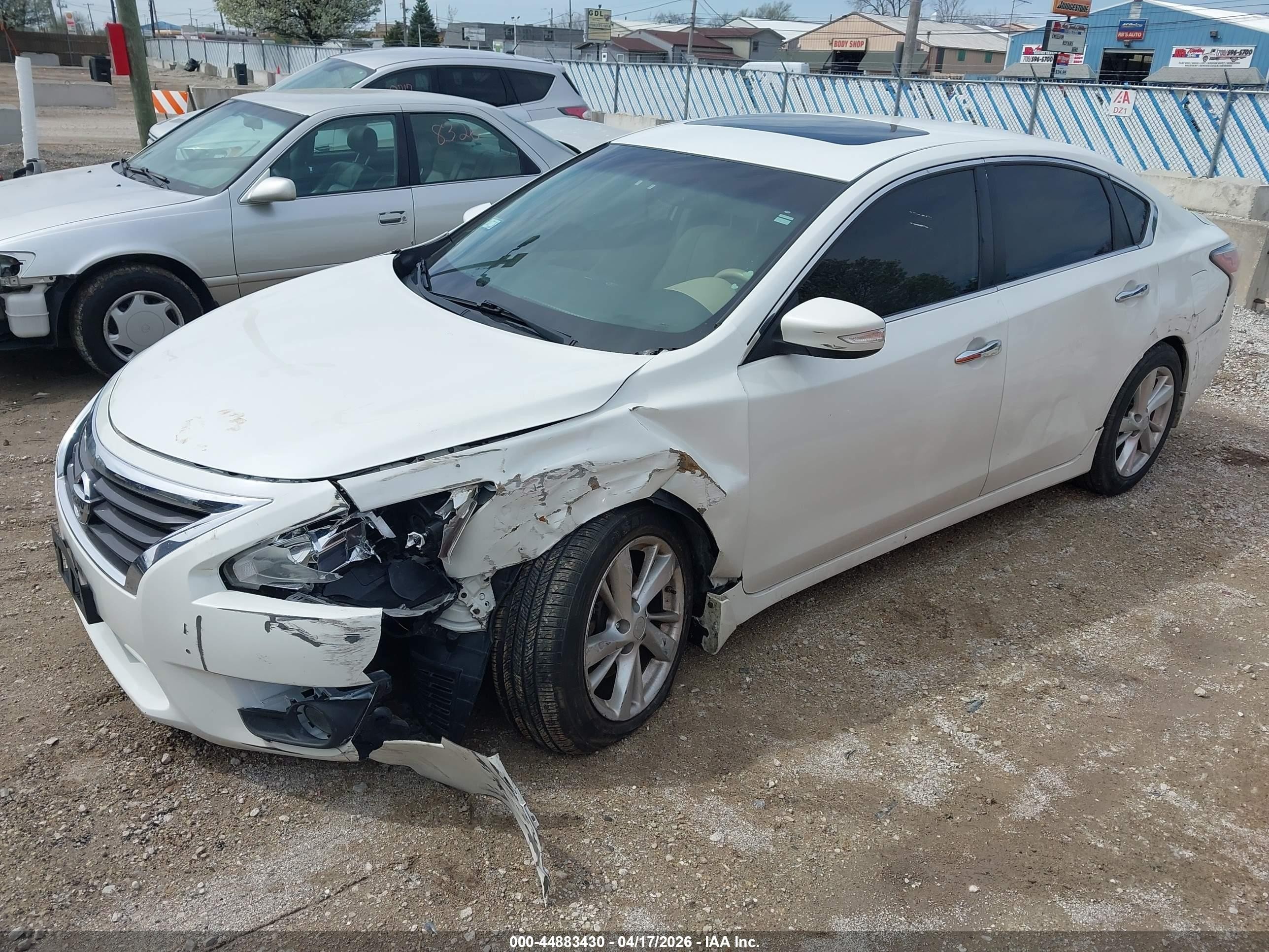2014 Nissan Altima 2.5 Sl White vin: 1N4AL3AP8EN241510