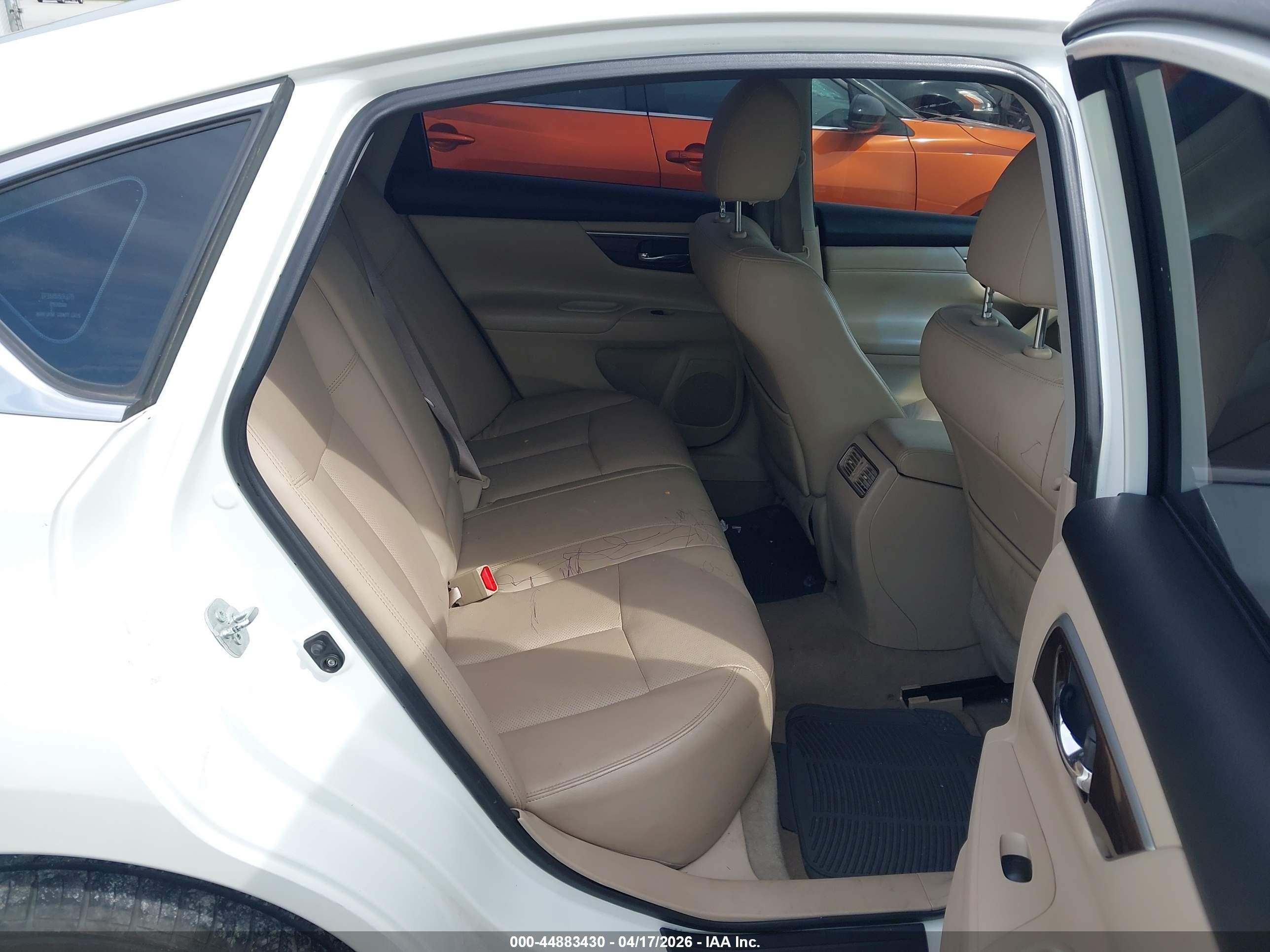 2014 Nissan Altima 2.5 Sl White vin: 1N4AL3AP8EN241510